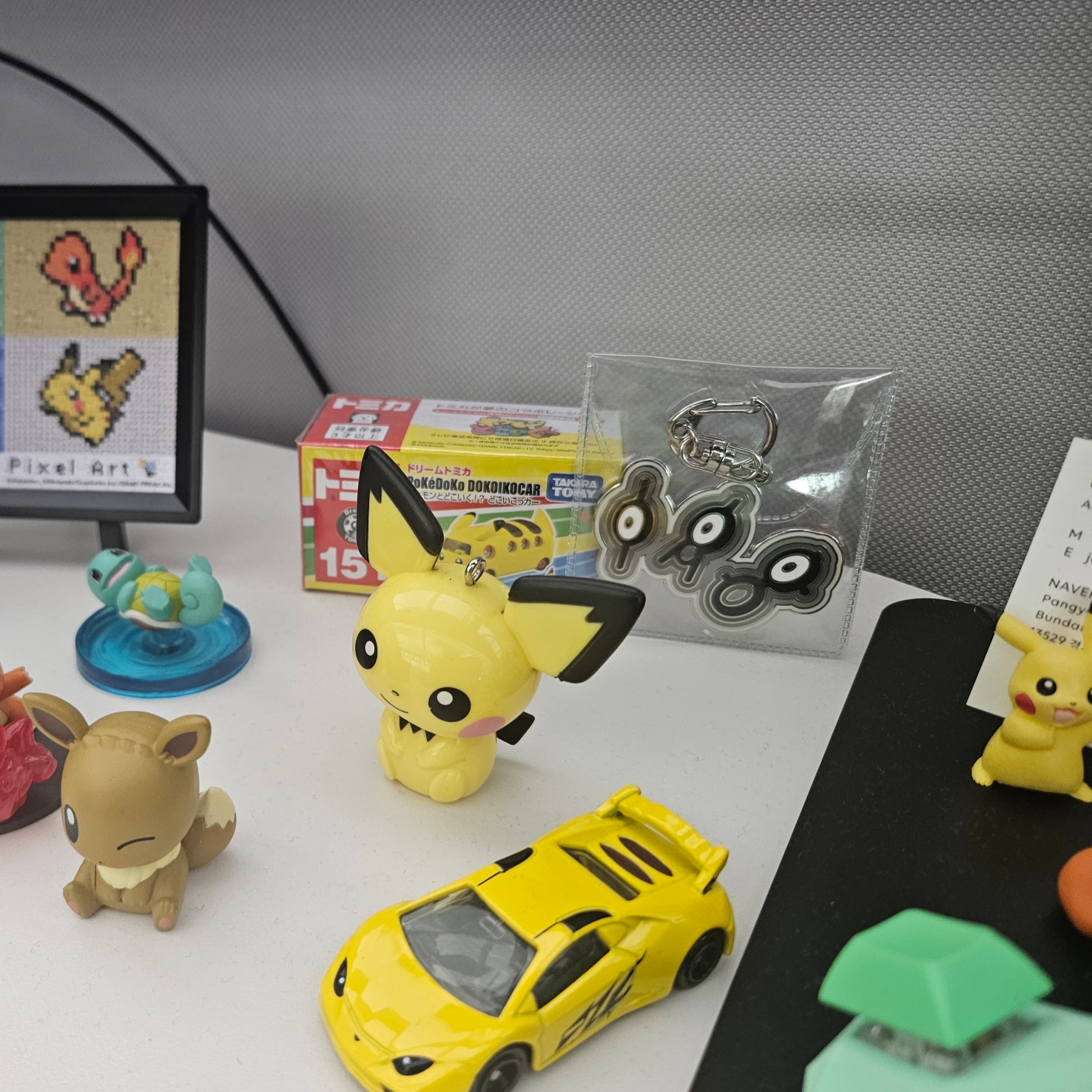 IAB Studio x Pokemon Unown Keyring Gray 착용 스타일