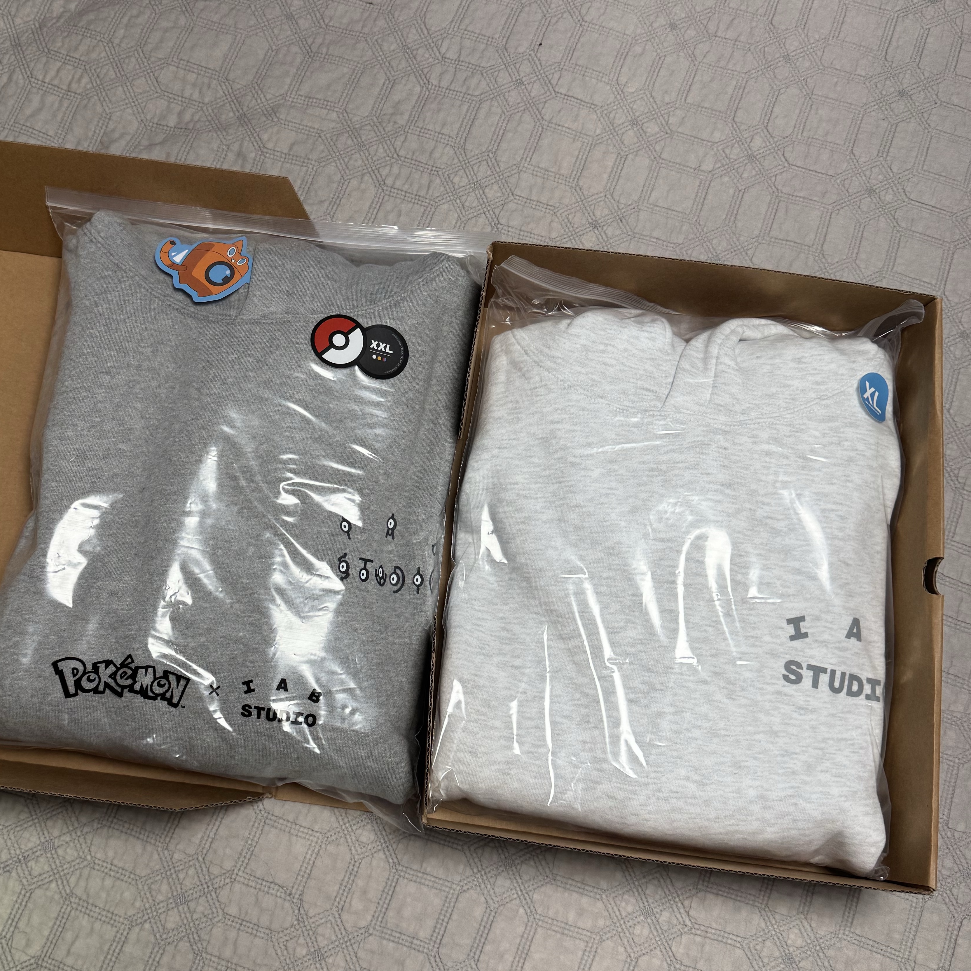 IAB Studio x Pokemon Unown Hoodie Gray, Supreme 2-Tone S Logo 6-Panel Black - 24SS 착용 스타일 - 2