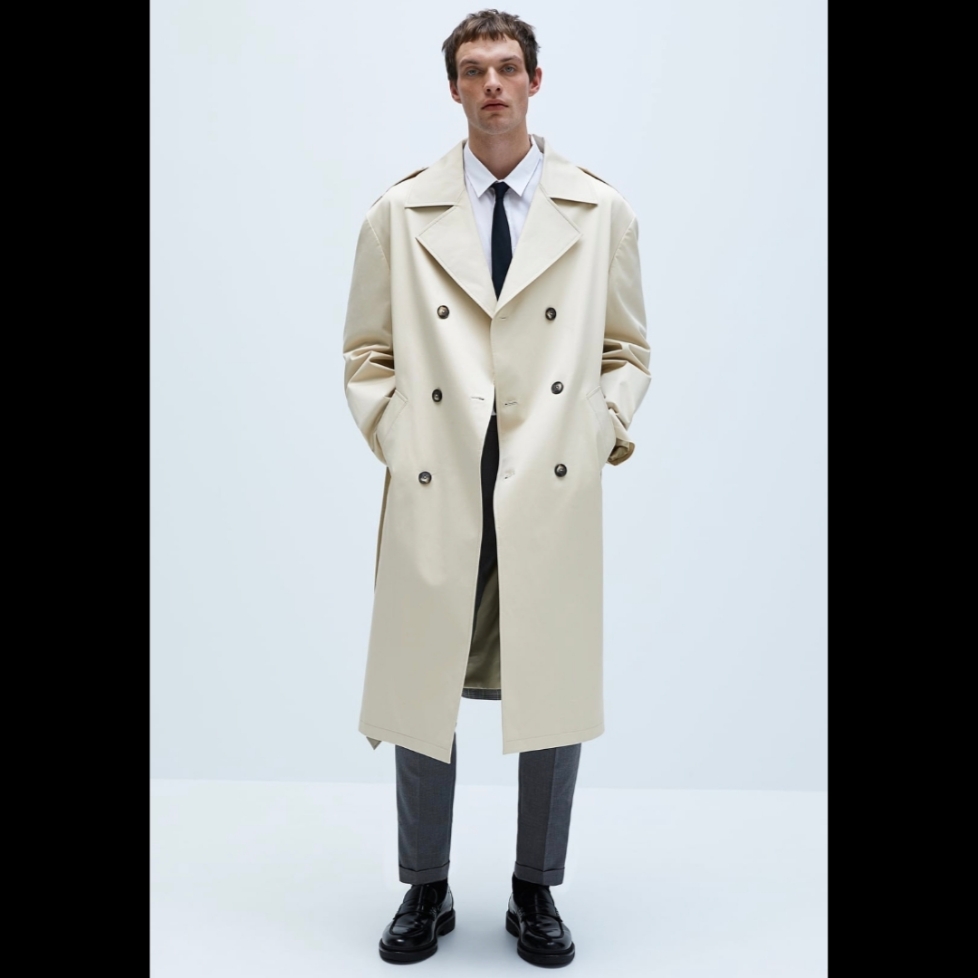 Zara Combination Plaid Oversized Trench Coat Beige, Burberry Long Castleford Trench Coat Hunter 착용 스타일 - 1