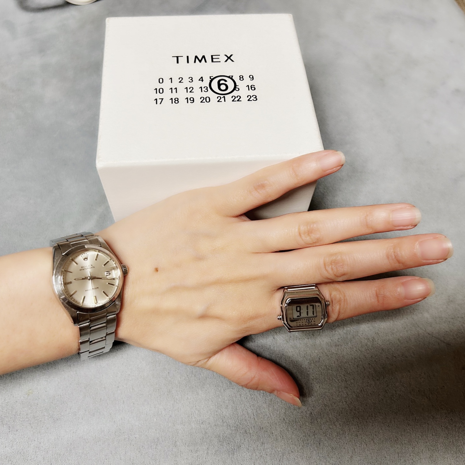 Timex x MM6 Maison Margiela Ring Digital Watch Stainless Steel 착용 스타일