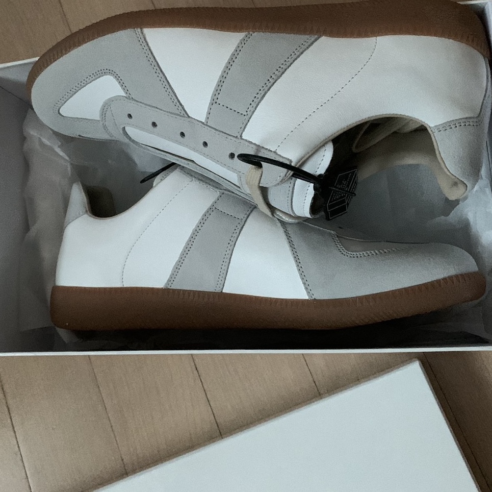 Maison Margiela Calfskin Replica Sneakers 착용 스타일