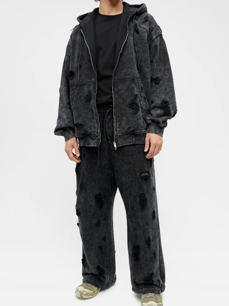 Juun.J Cotton Dyed Distressed Wide Track Pants Grey - FW23 착용 스타일 - 4