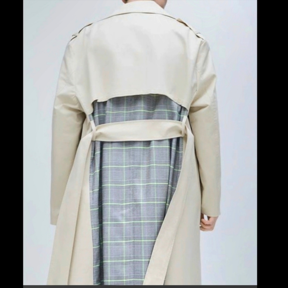 Zara Combination Plaid Oversized Trench Coat Beige, Burberry Long Castleford Trench Coat Hunter 착용 스타일 - 2