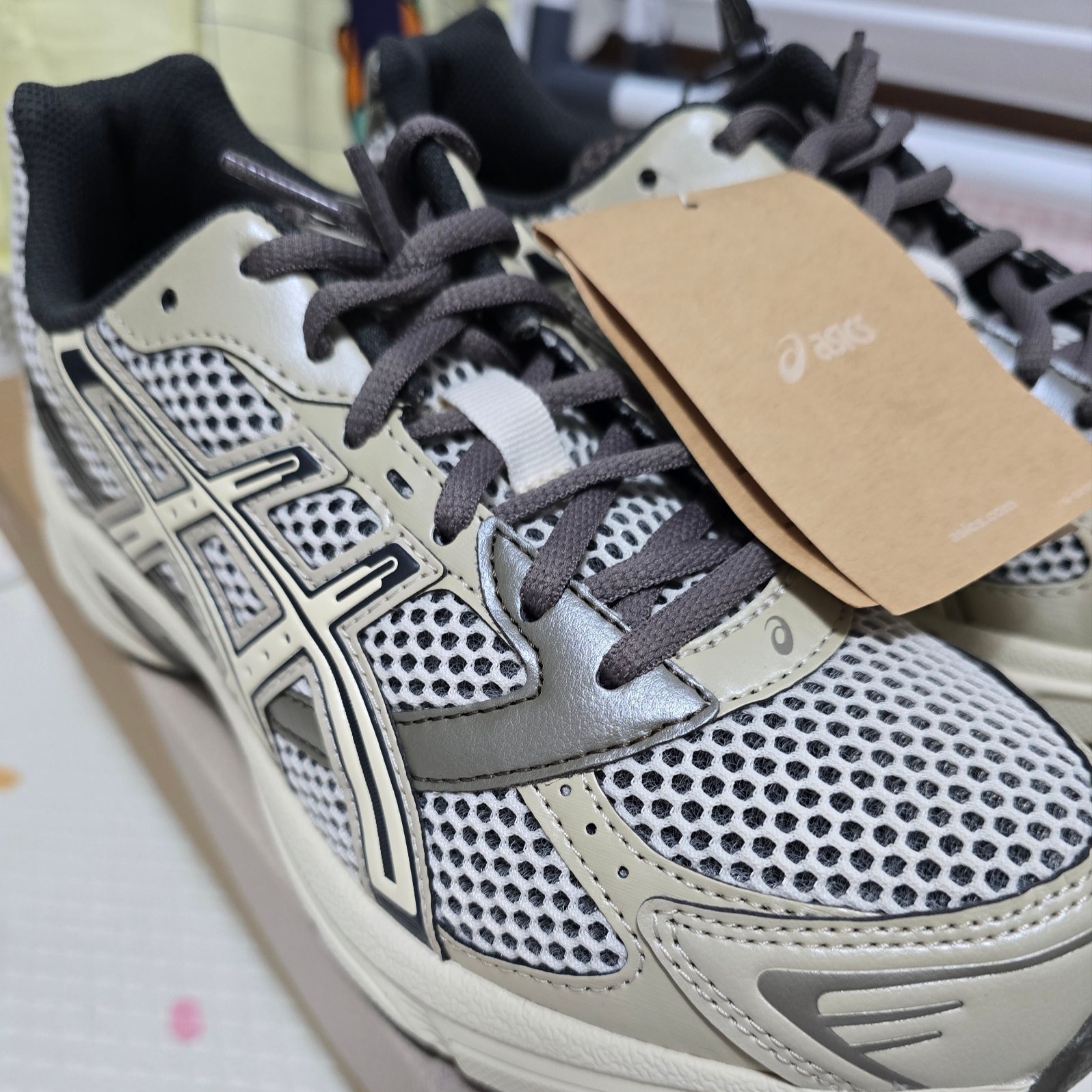 Asics Gel-1130 Birch Dark Taupe - Korea Exclusive 착용 스타일 - 2