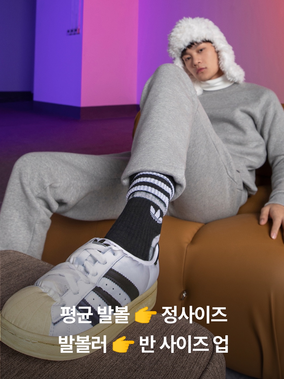 Adidas Puffylette Core Black, Adidas Puffylette Stan Smith Cloud White 착용 스타일 - 4