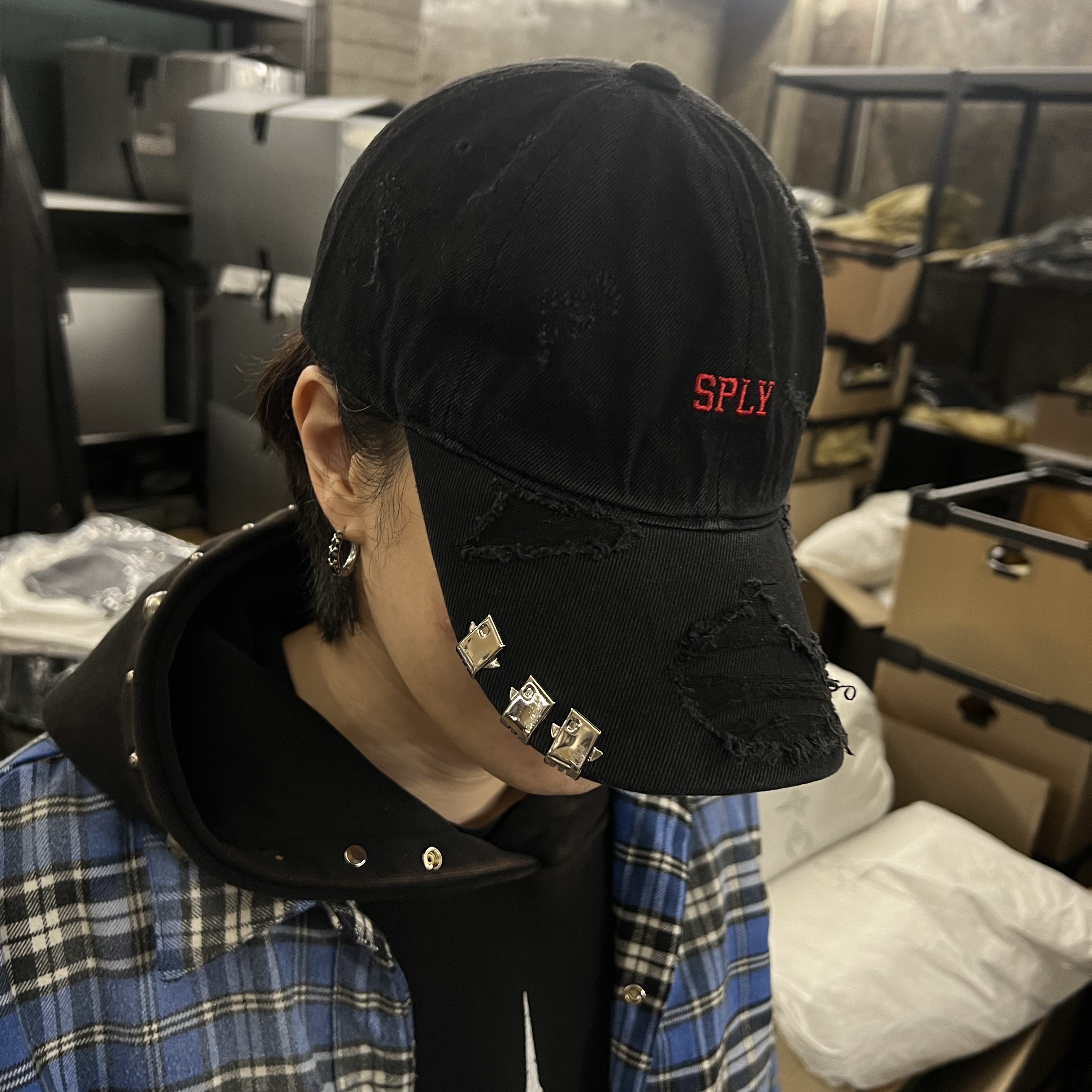 PACOSPLY Garage Denim Cap Black 착용 스타일