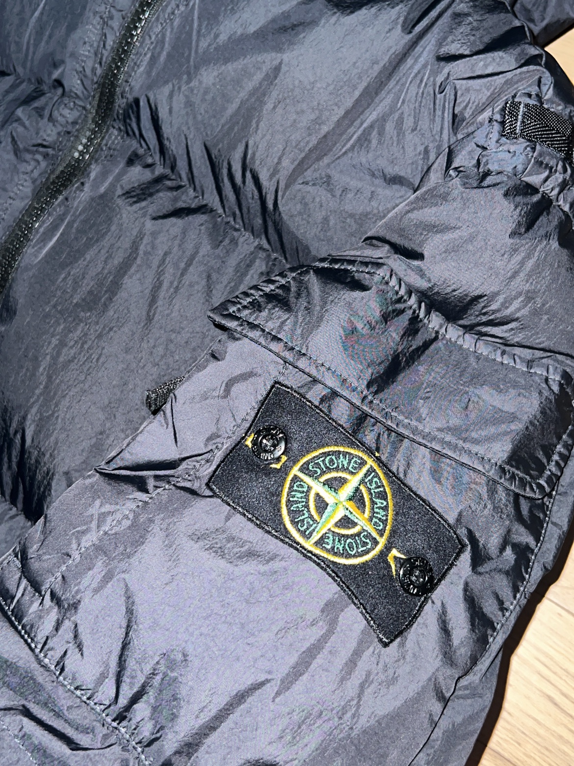 Stone Island 40223 Garment Dyed Crinkle Reps Down Jacket Black - 22FW 착용 스타일 - 2