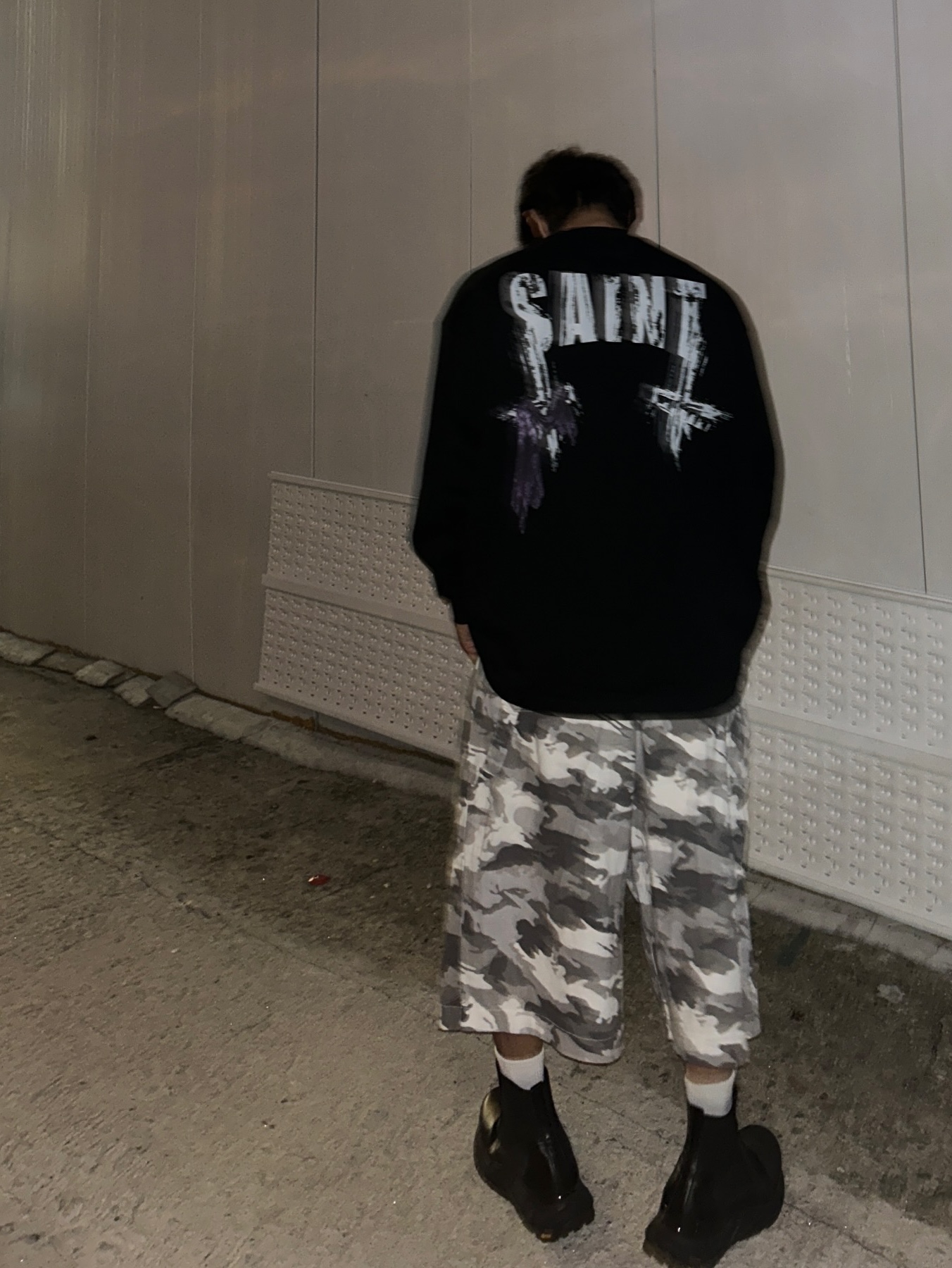 Awende Saint Black LS T-Shirt 착용 스타일