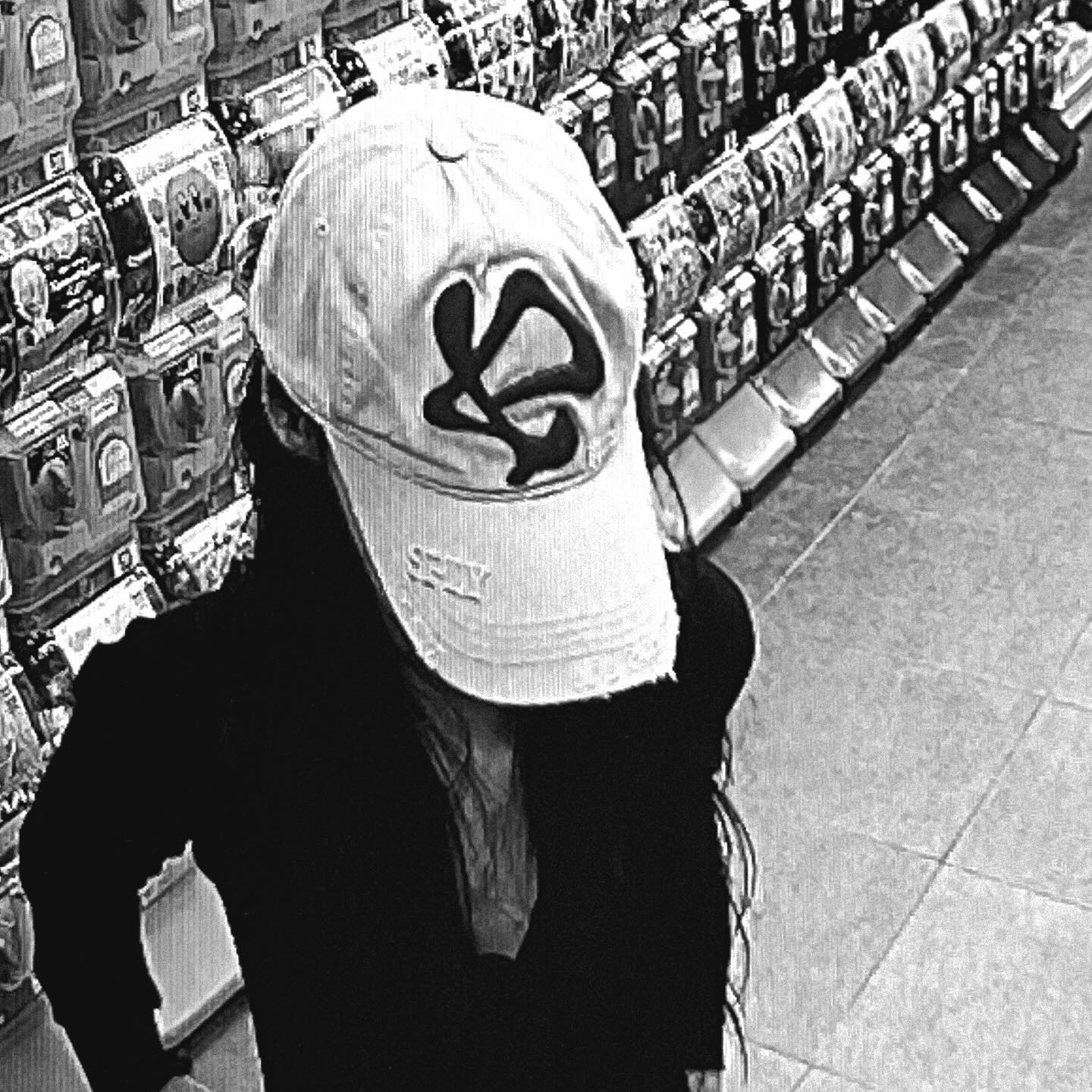 PACOSPLY Podge Logo Cap Beige, PACOSPLY Podge Logo Cap Black 착용 스타일