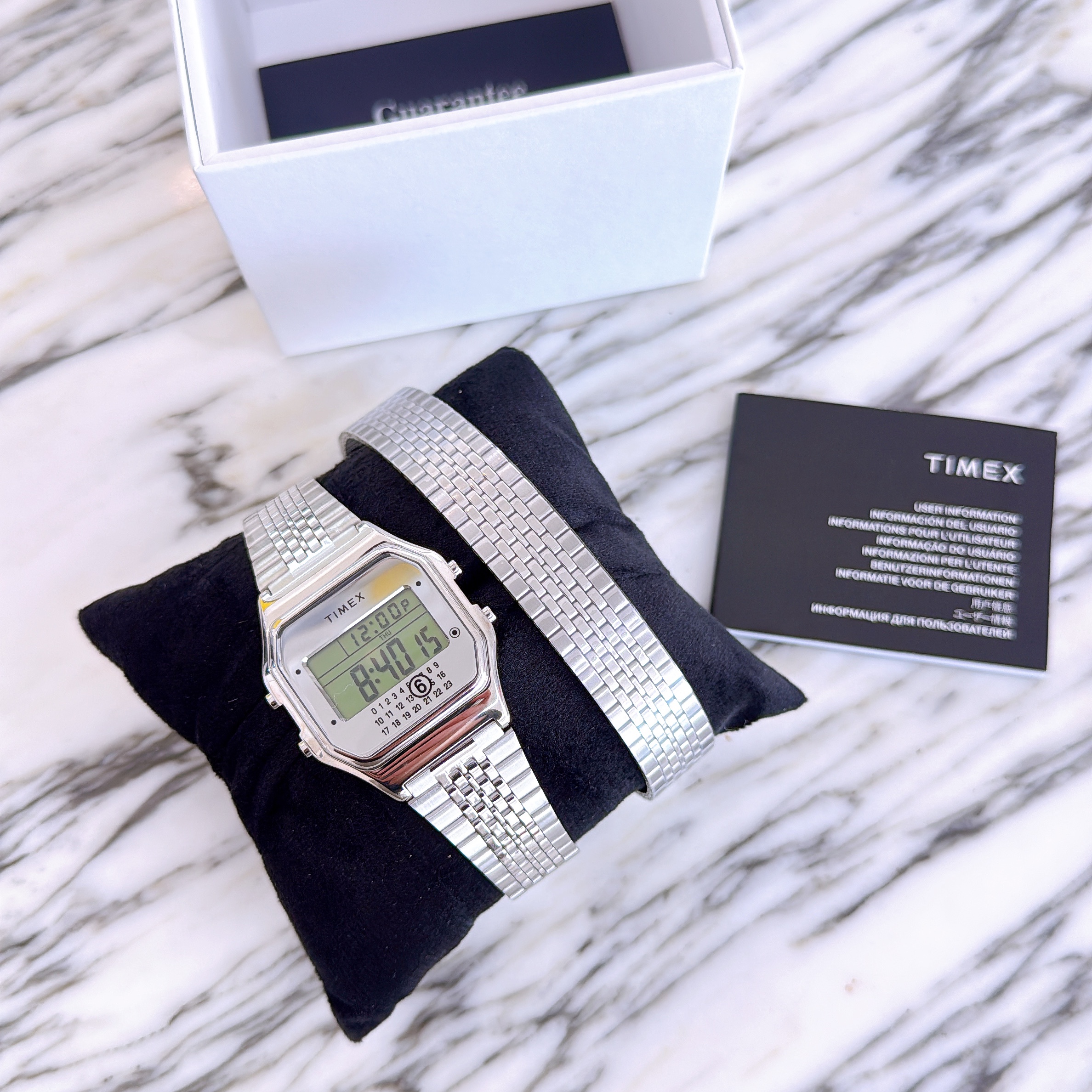 Timex x MM6 Maison Margiela T80 Gift Set w/ Extra Bracelet Stainless Steel 착용 스타일 - 3
