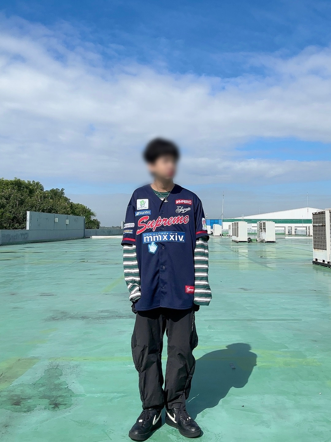 Vivienne Westwood Mini Bas Relief Pendant Silver, Supreme Chosen One Baseball Jersey Navy - 24SS 착용 스타일