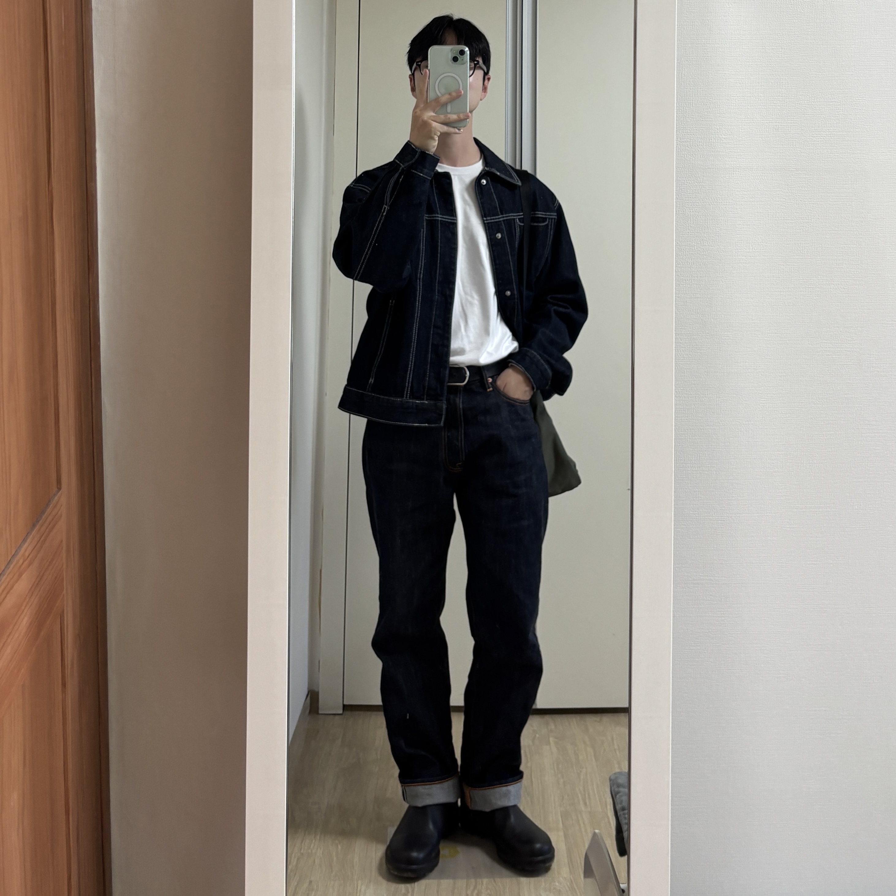 BLUNDSTONE Originals 500 Chelsea Boots Stout Brown 착용 스타일 - 1