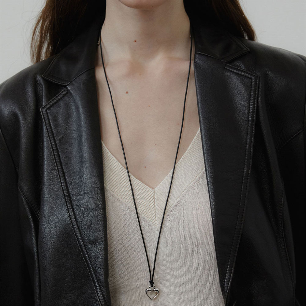 러브미몬스터 몬트 롱 레더 넥크리스 실버(lovememonster Mont Long Leather Necklace Silver) - 2