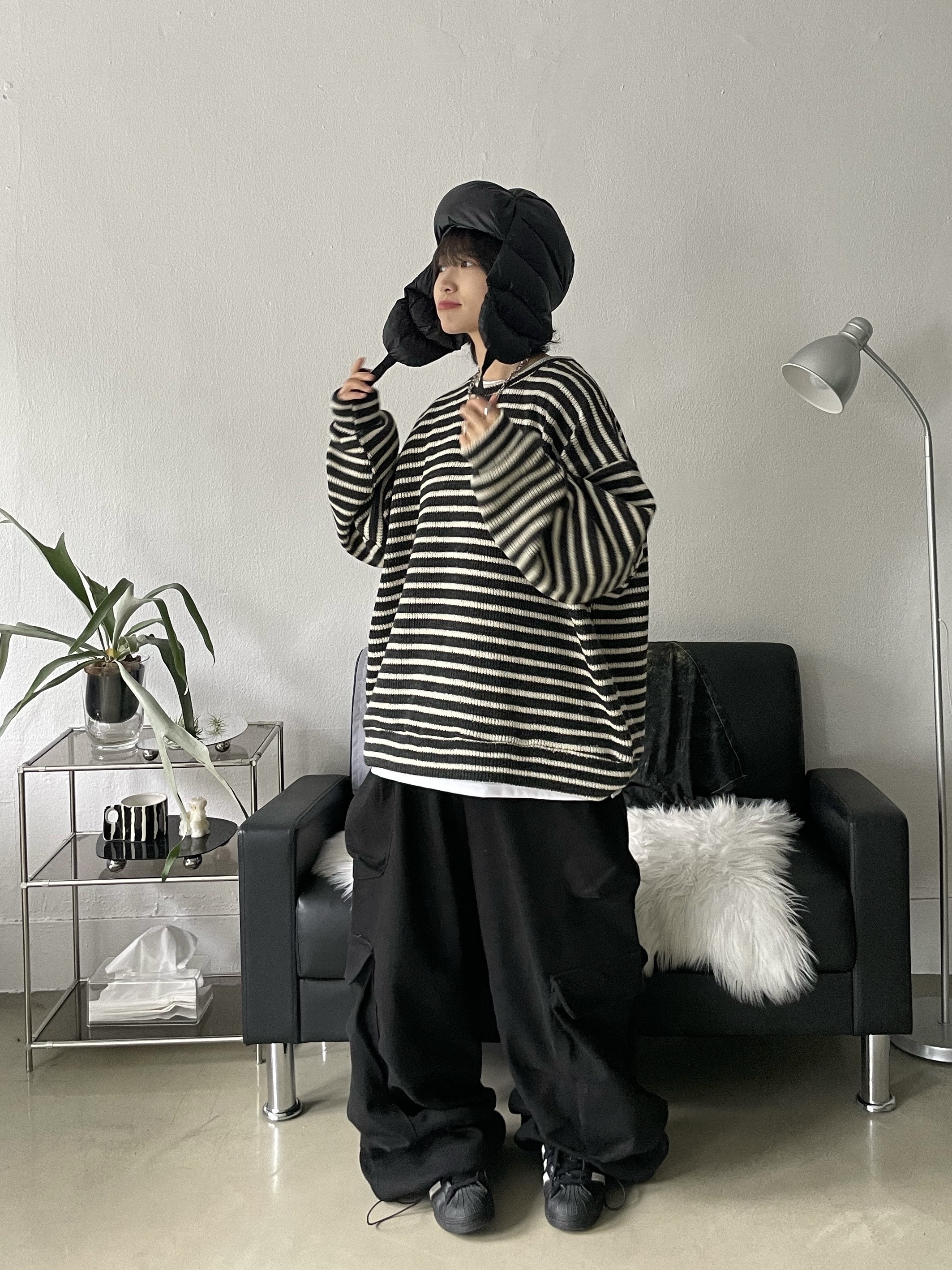 Adidas Superstar Core Black White 착용 스타일 - 4