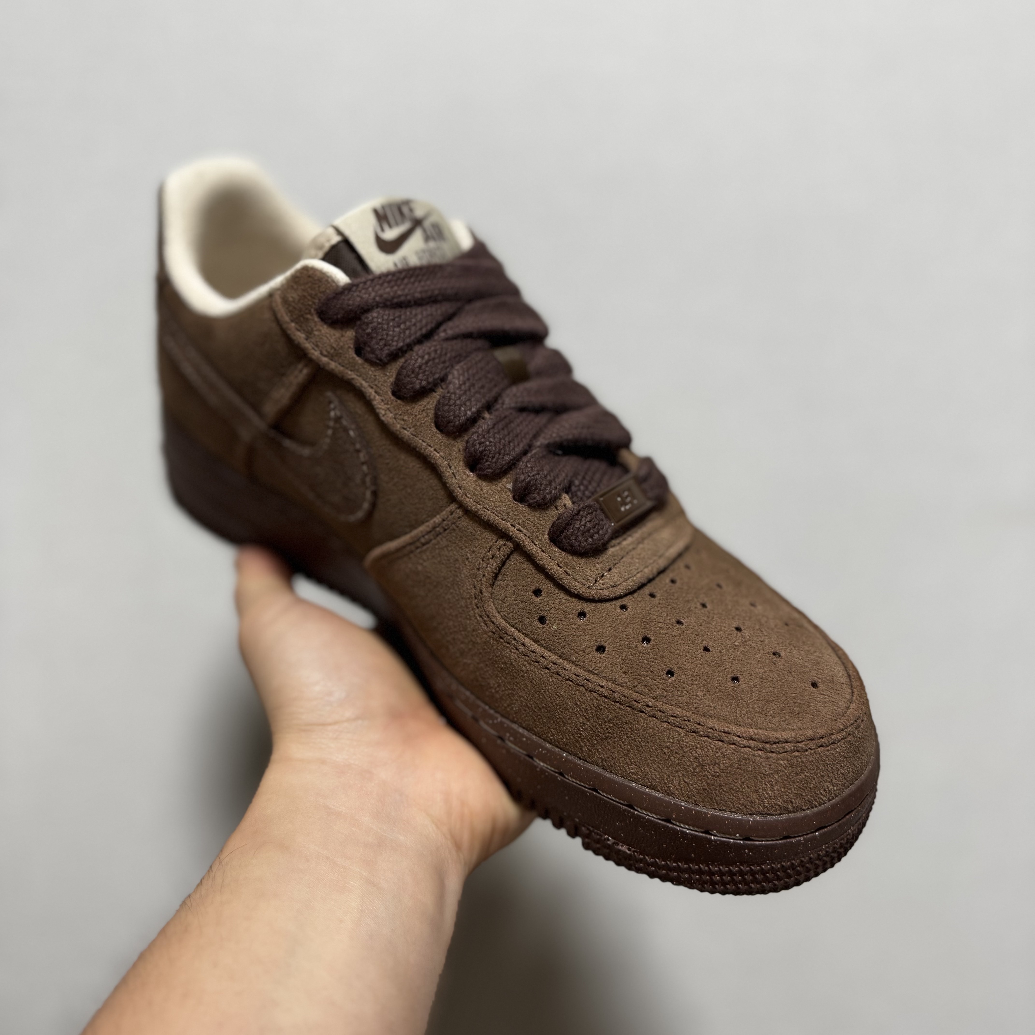 (W) Nike Air Force 1 '07 Cacao Wow 착용 스타일 - 2