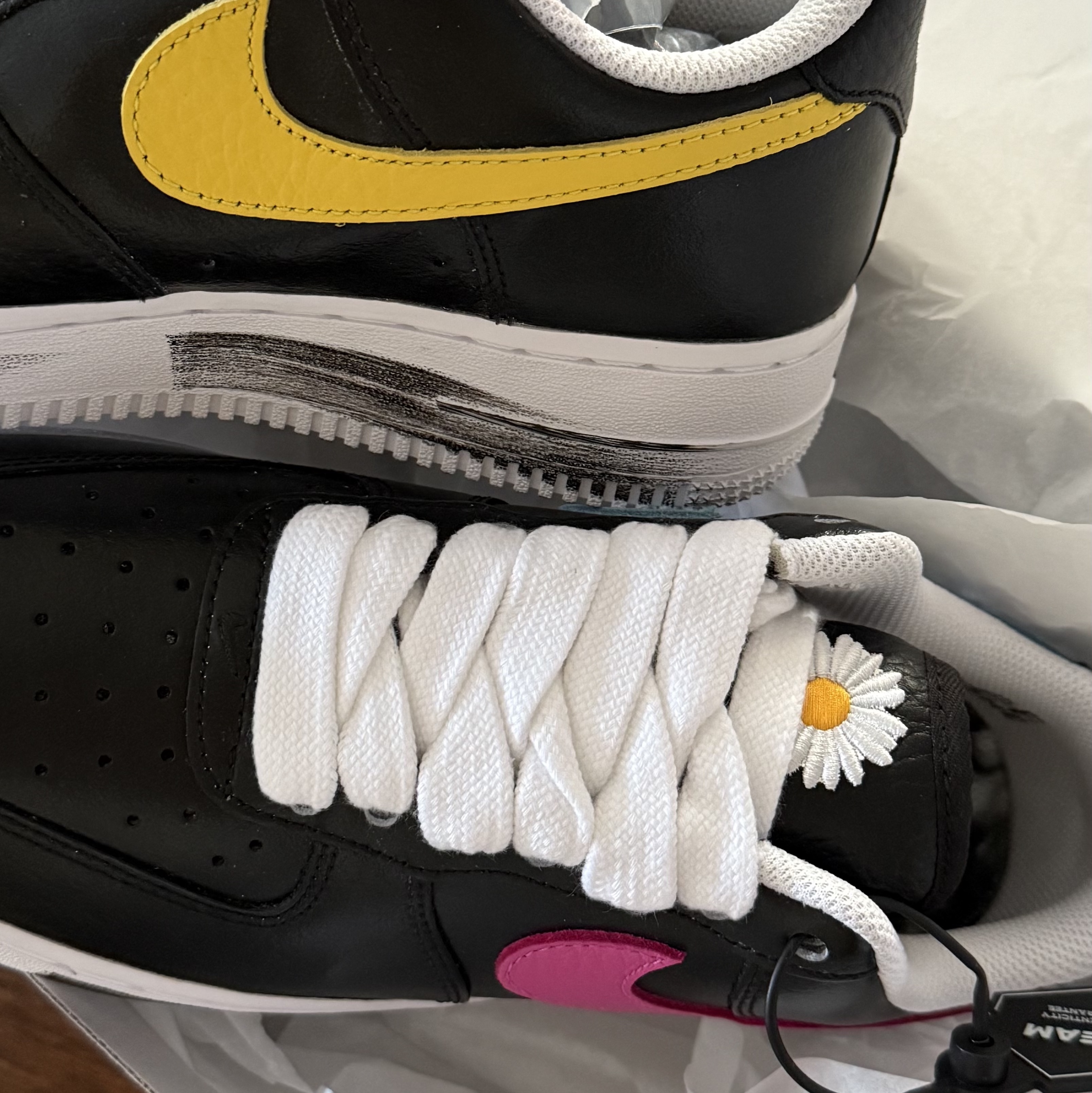 Nike x Peaceminusone Air Force 1 Low Para-Noise 3.0 Black and Multicolor 착용 스타일 - 3