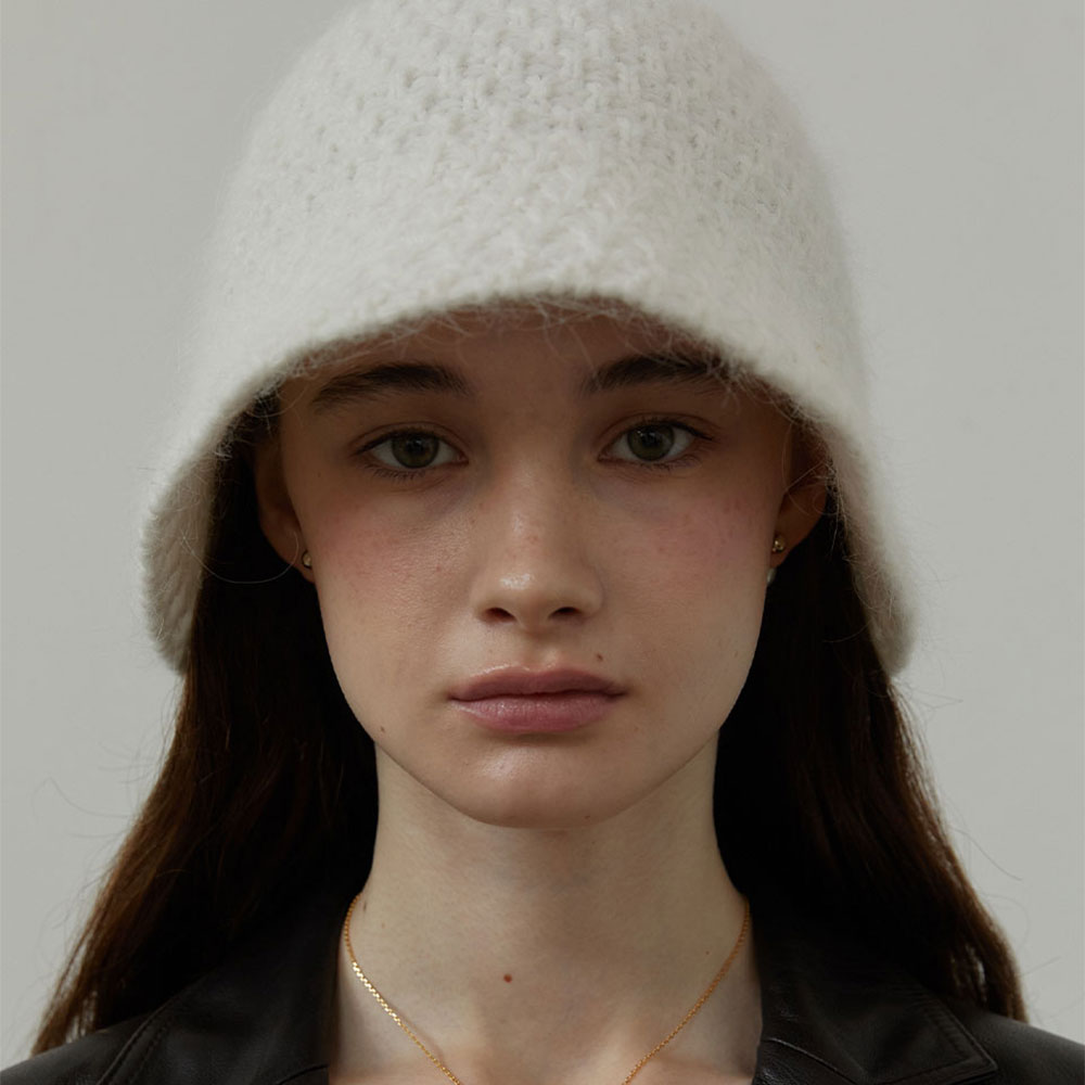 러브미몬스터 몬트 앙고라 버킷햇 화이트(lovememonster Mont Angora Bucket Hat White) - 3