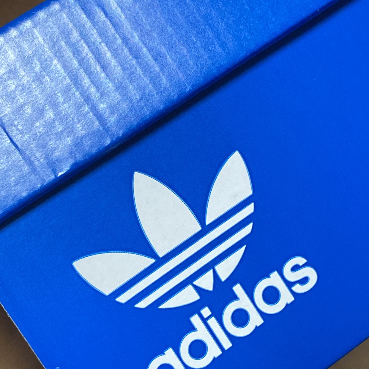 Adidas Samba OG Black White Gum 착용 스타일
