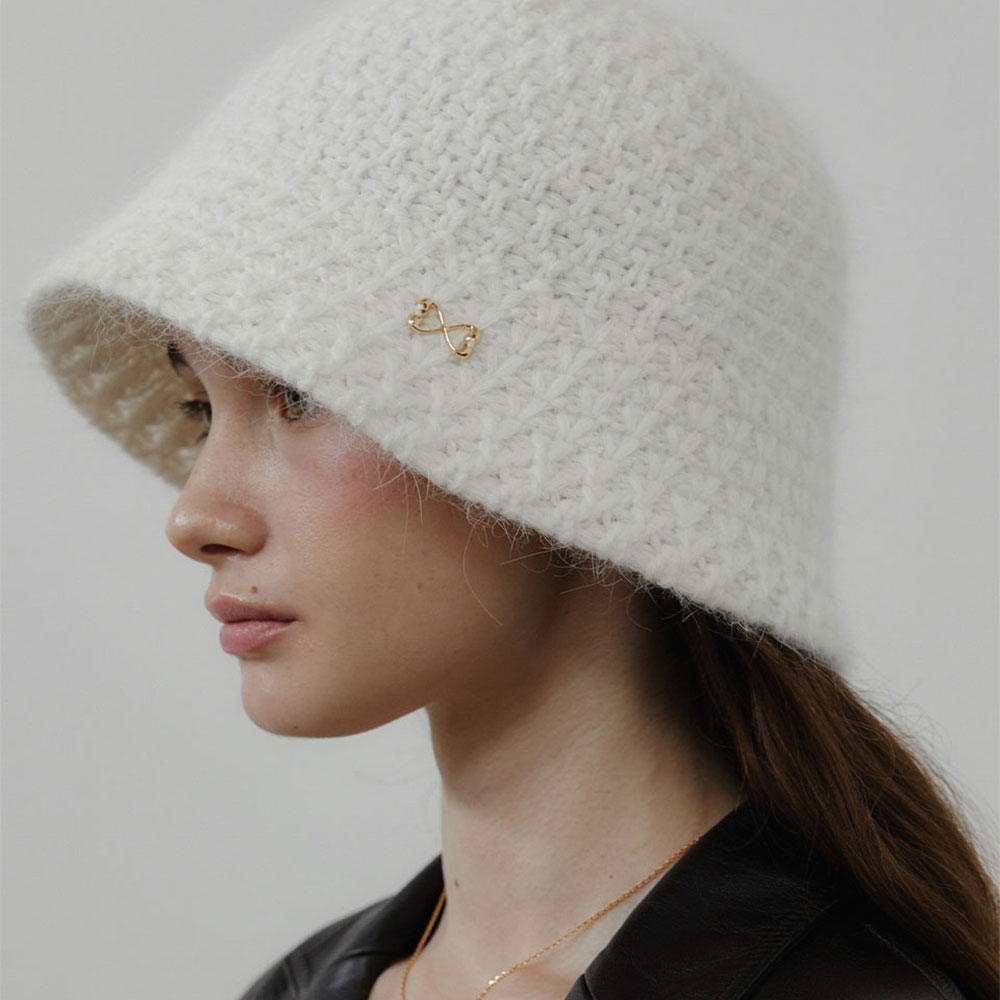 러브미몬스터 몬트 앙고라 버킷햇 화이트(lovememonster Mont Angora Bucket Hat White) - 2