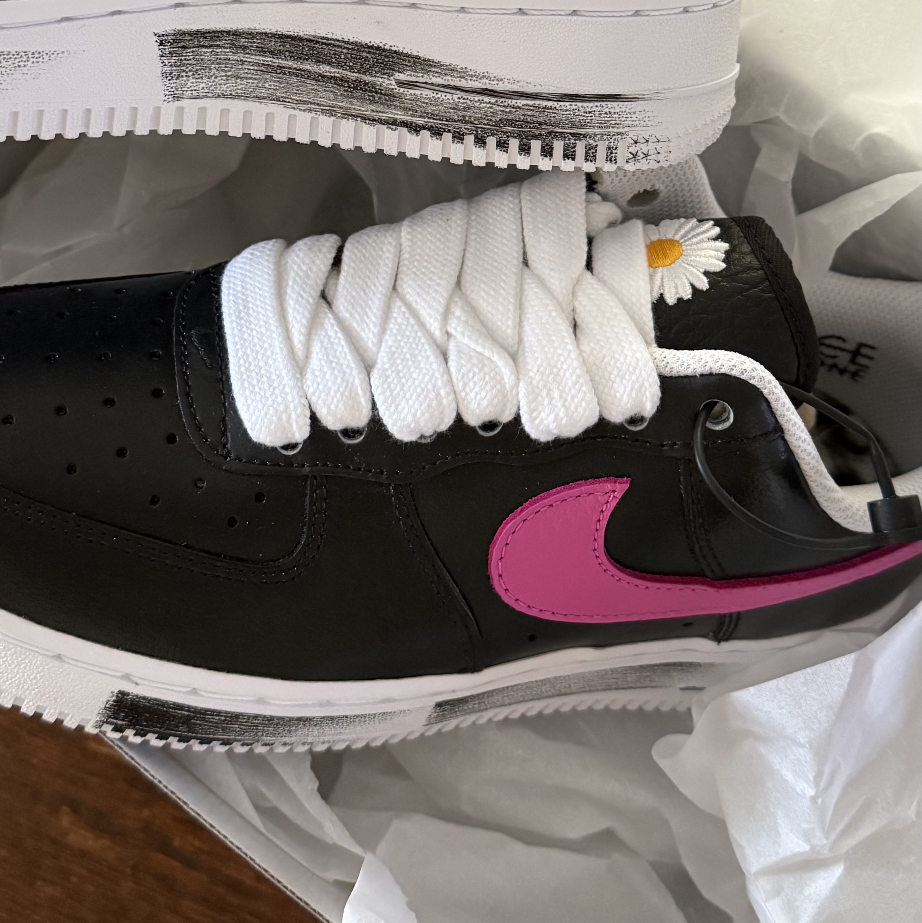 Nike x Peaceminusone Air Force 1 Low Para-Noise 3.0 Black and Multicolor 착용 스타일 - 2