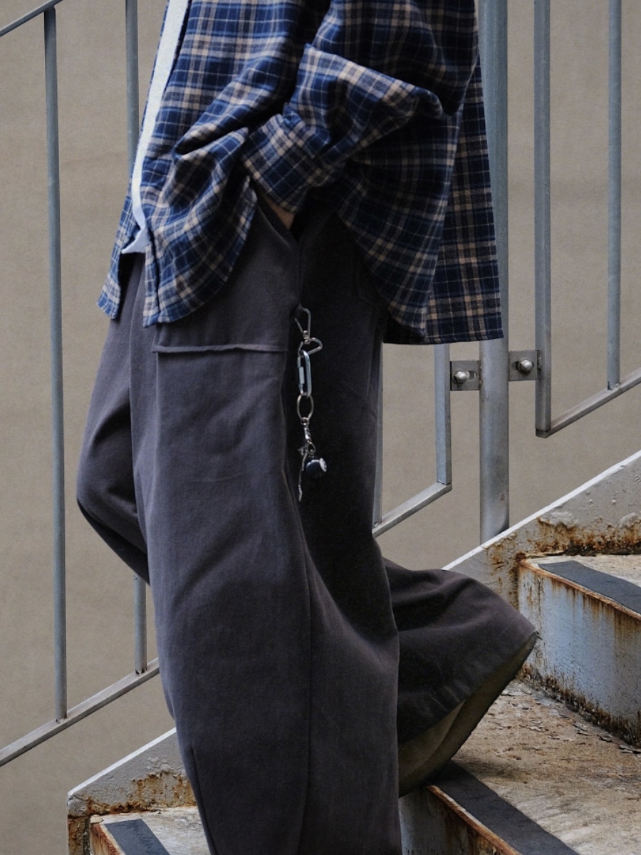 Clarks Wallabee Maple Suede 착용 스타일 - 1