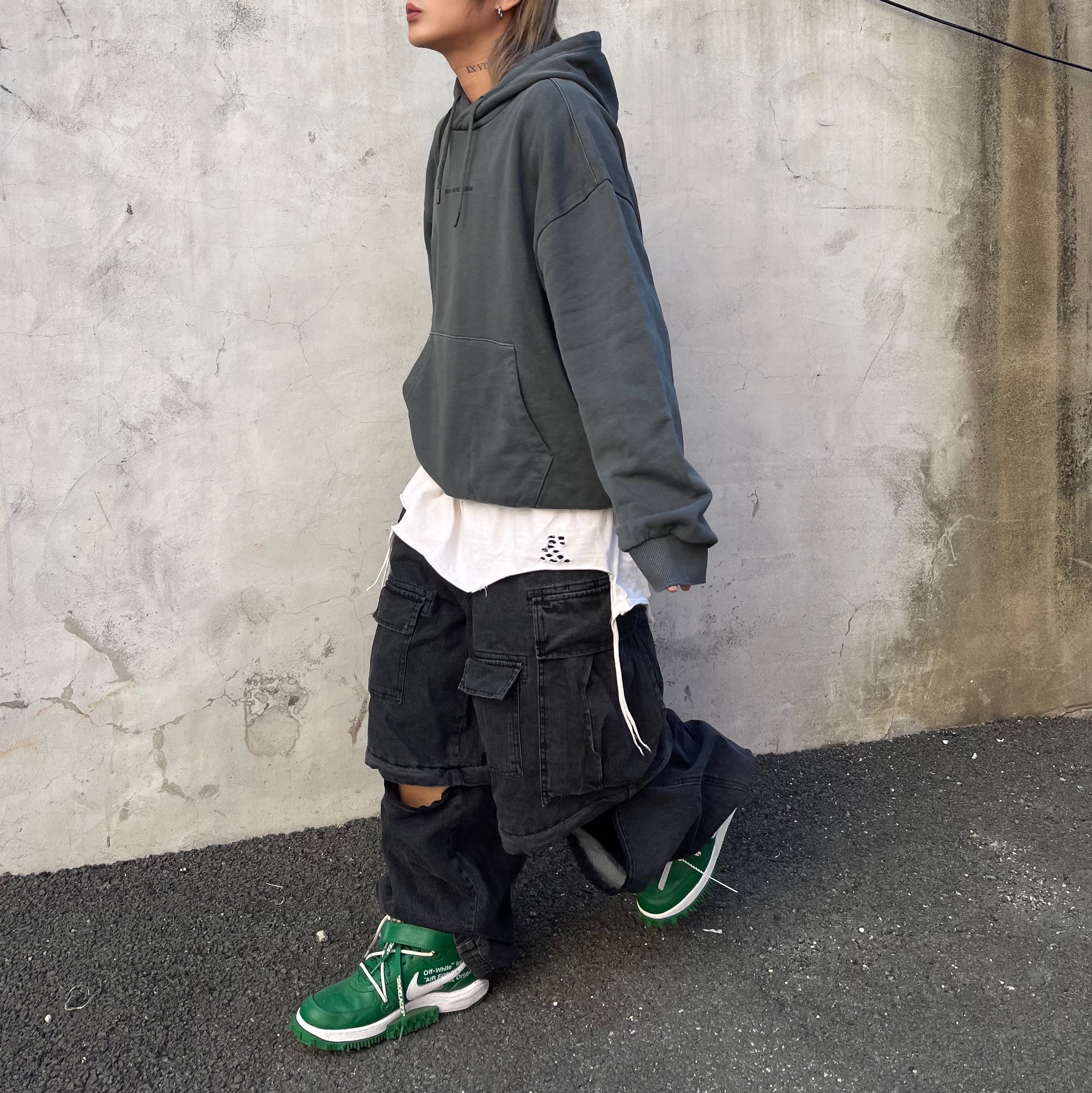 Nike x Off-White Air Force 1 Mid SP Leather Pine Green 착용 스타일 - 3
