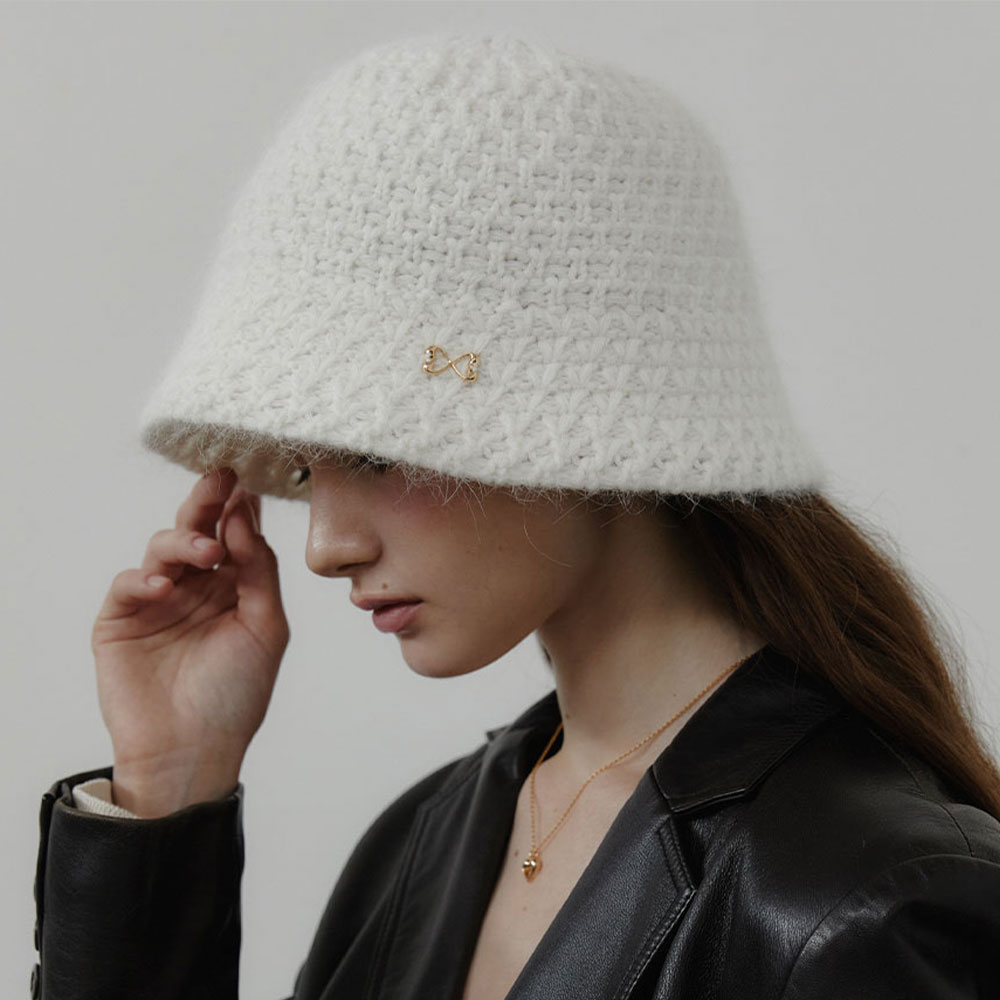 러브미몬스터 몬트 앙고라 버킷햇 화이트(lovememonster Mont Angora Bucket Hat White) - 5