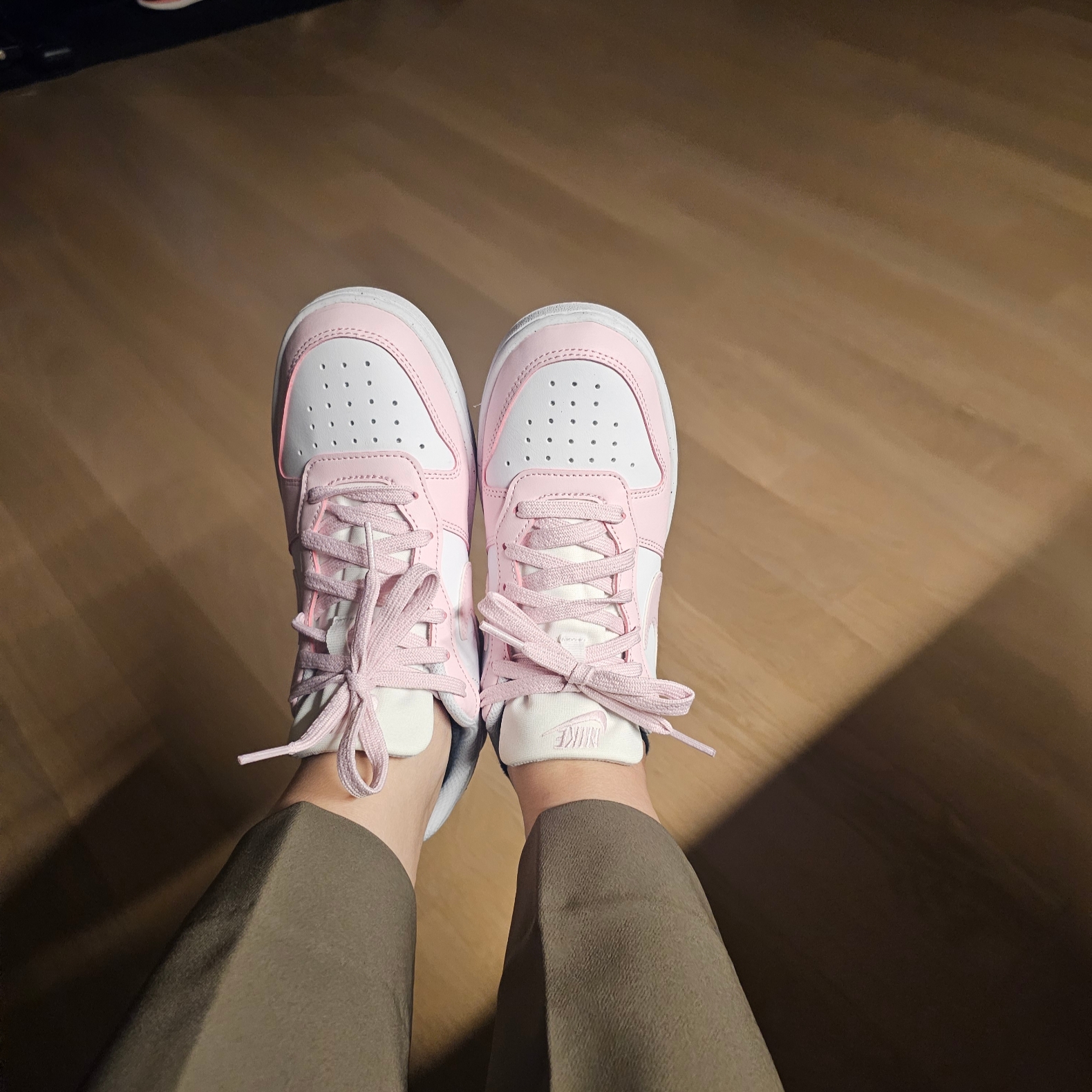 (GS) Nike Court Borough Low Recraft White Pink Foam 착용 스타일