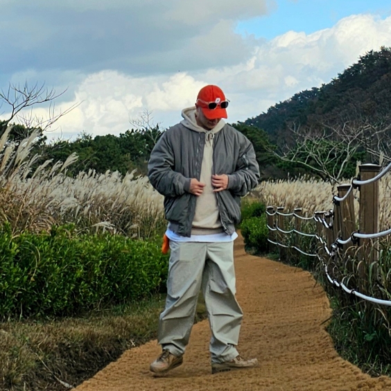 Palace Ripstop P 6-Panel Orange - 21SS, Palace Tri-Chenille Hood Oatmeal - 21FW 착용 스타일 - 1