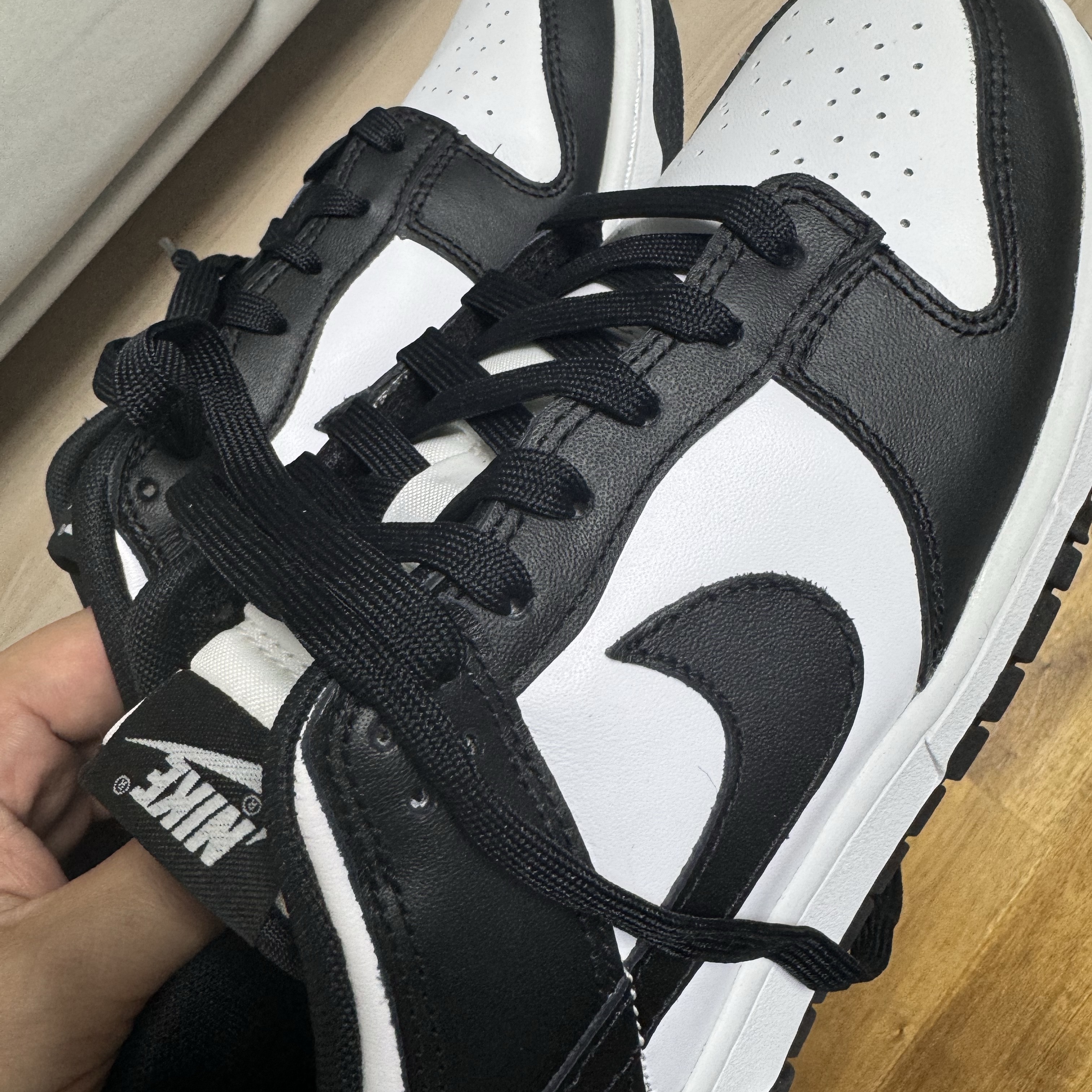 Nike Dunk Low Retro Black 착용 스타일