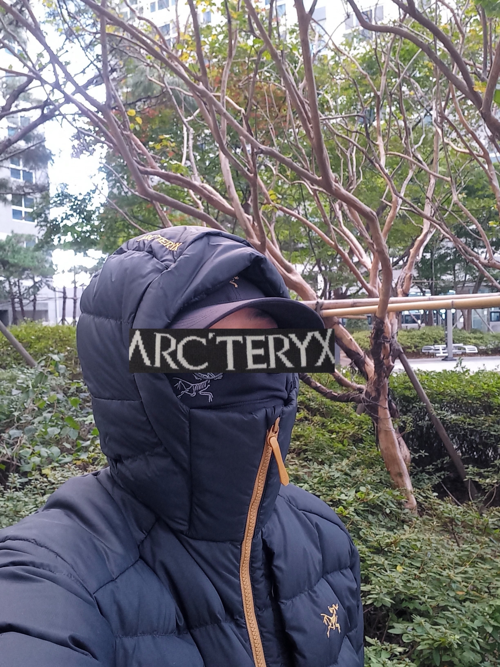 Arc'teryx Small Bird Cap Black, Arc'teryx Rho Neck Gaiter Long Black 착용 스타일 - 2