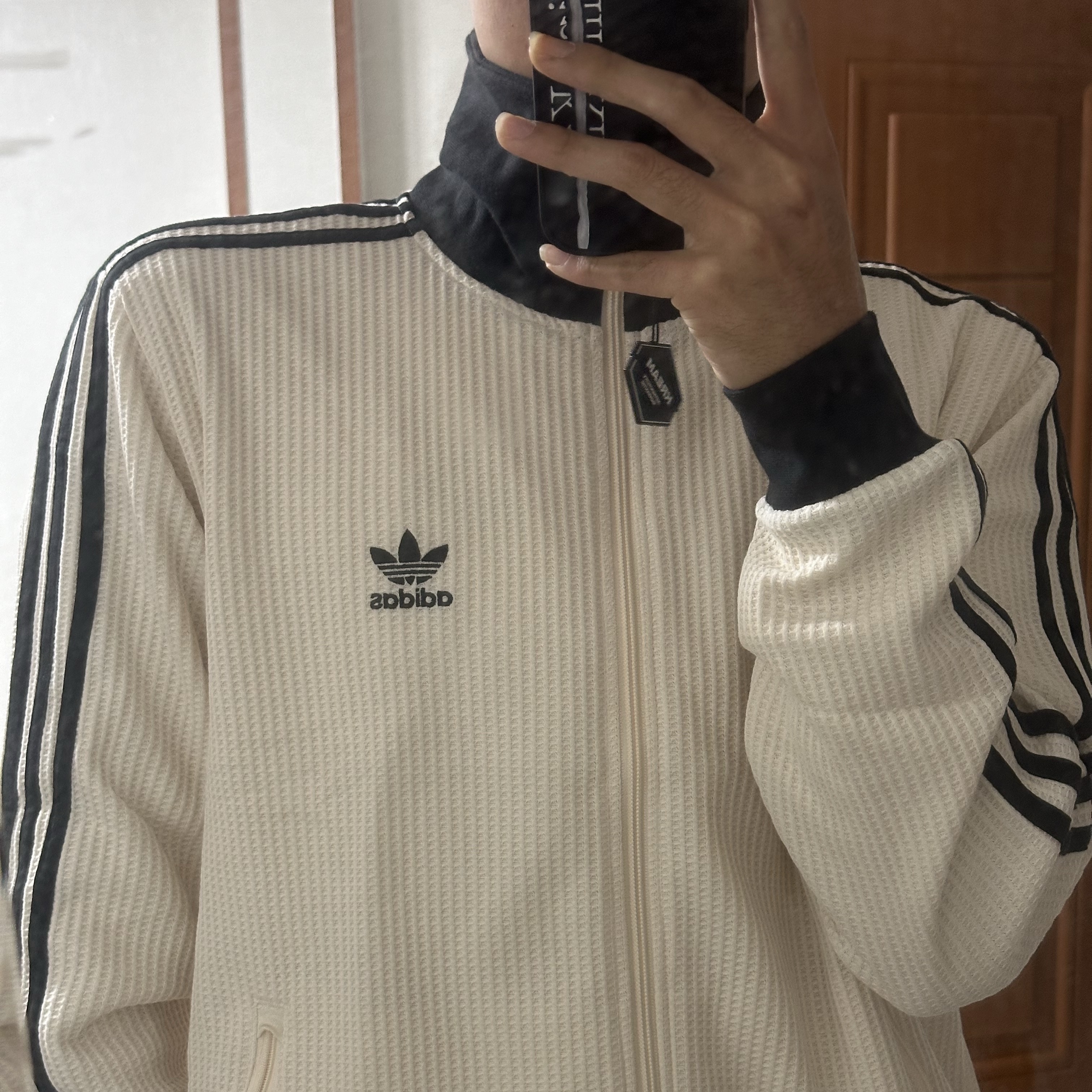 Adidas Waffle Beckenbauer Track Top Wonder White - KR Sizing, Casetify x Matin Kim iPhone Black Logo Magsafe Impact Case Matte Black 착용 스타일