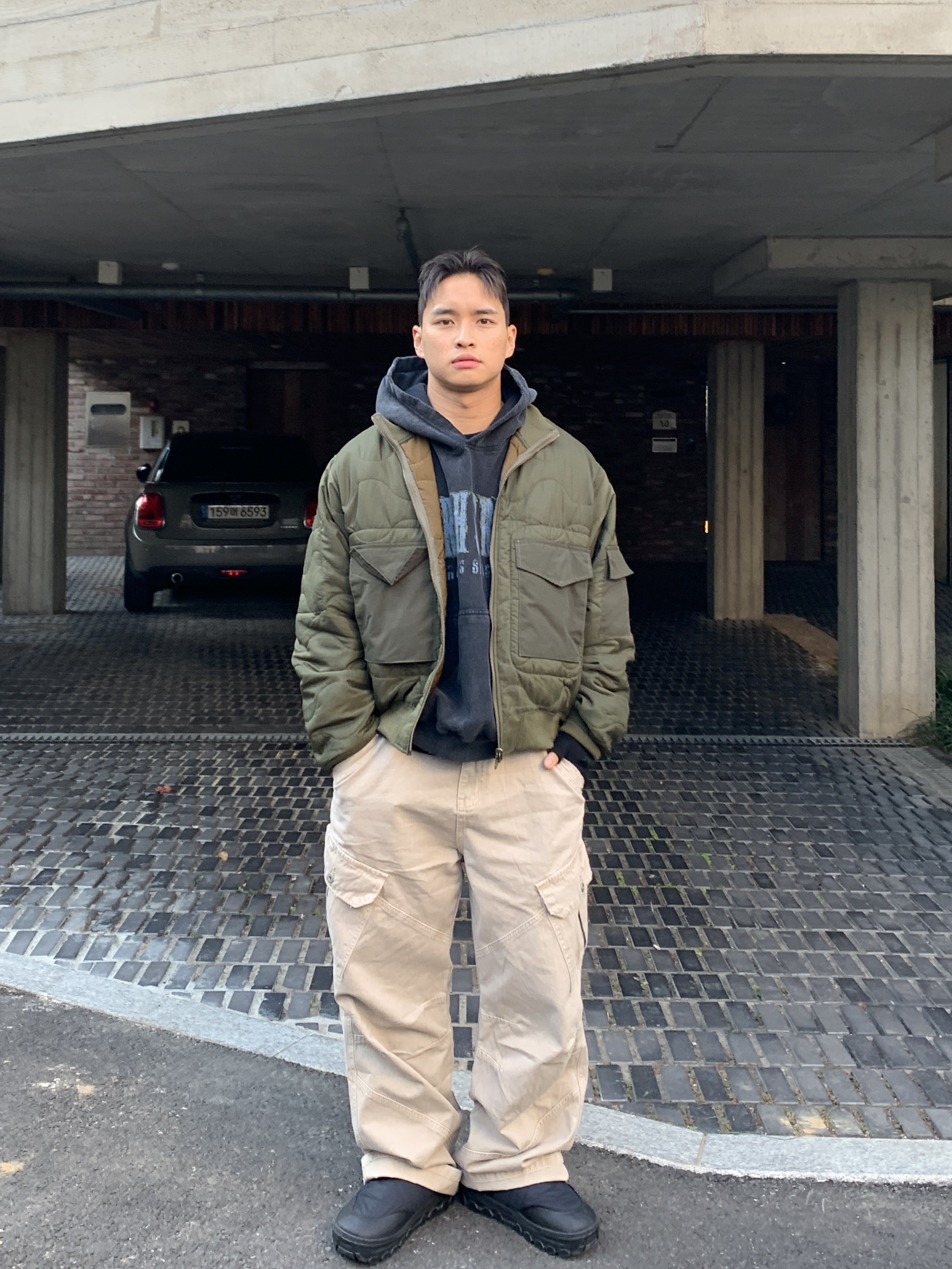 Amomento Vibram Sneakers Mix - 24FW 착용 스타일