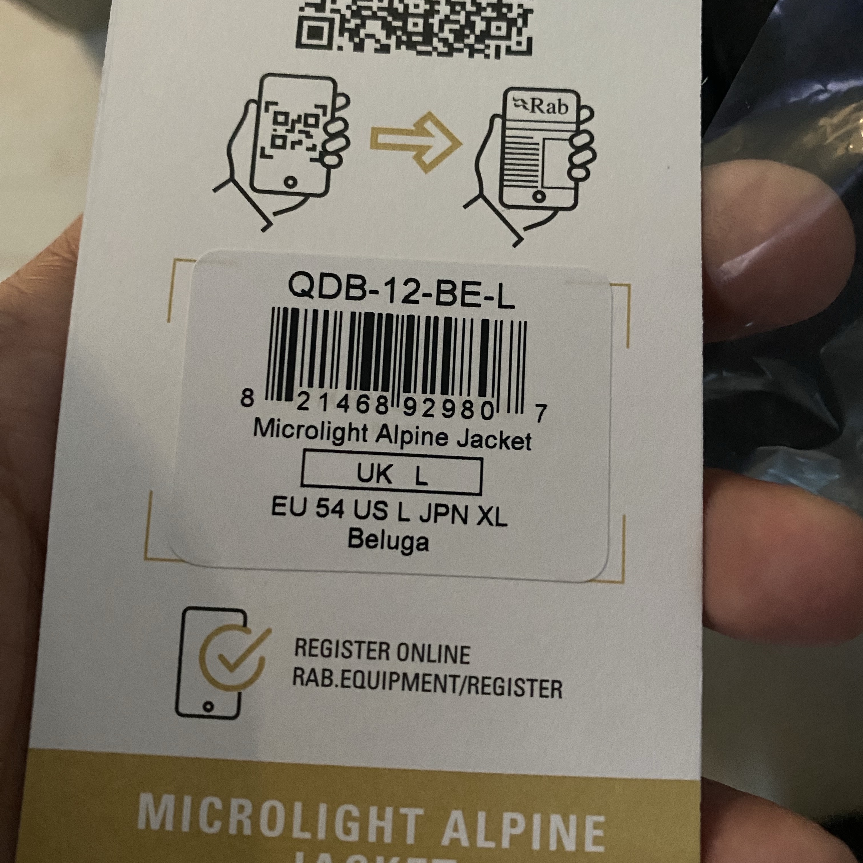 Rab Microlight Alpine Jacket Beluga 착용 스타일 - 2