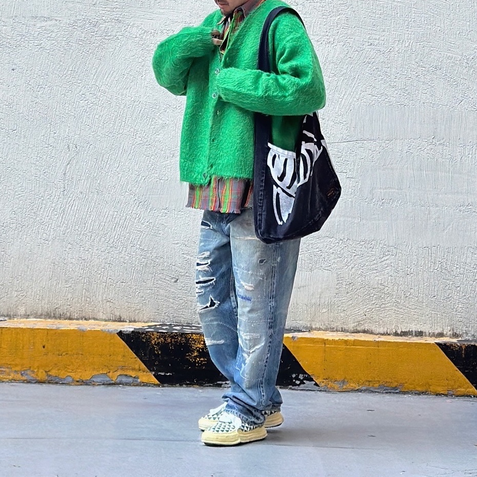 Saint Mxxxxxx Cardigan Mohair Green - 23AW, Saint Mxxxxxx × Denim Tears Check Flannel Shirt Green Red - 23AW 착용 스타일 - 1