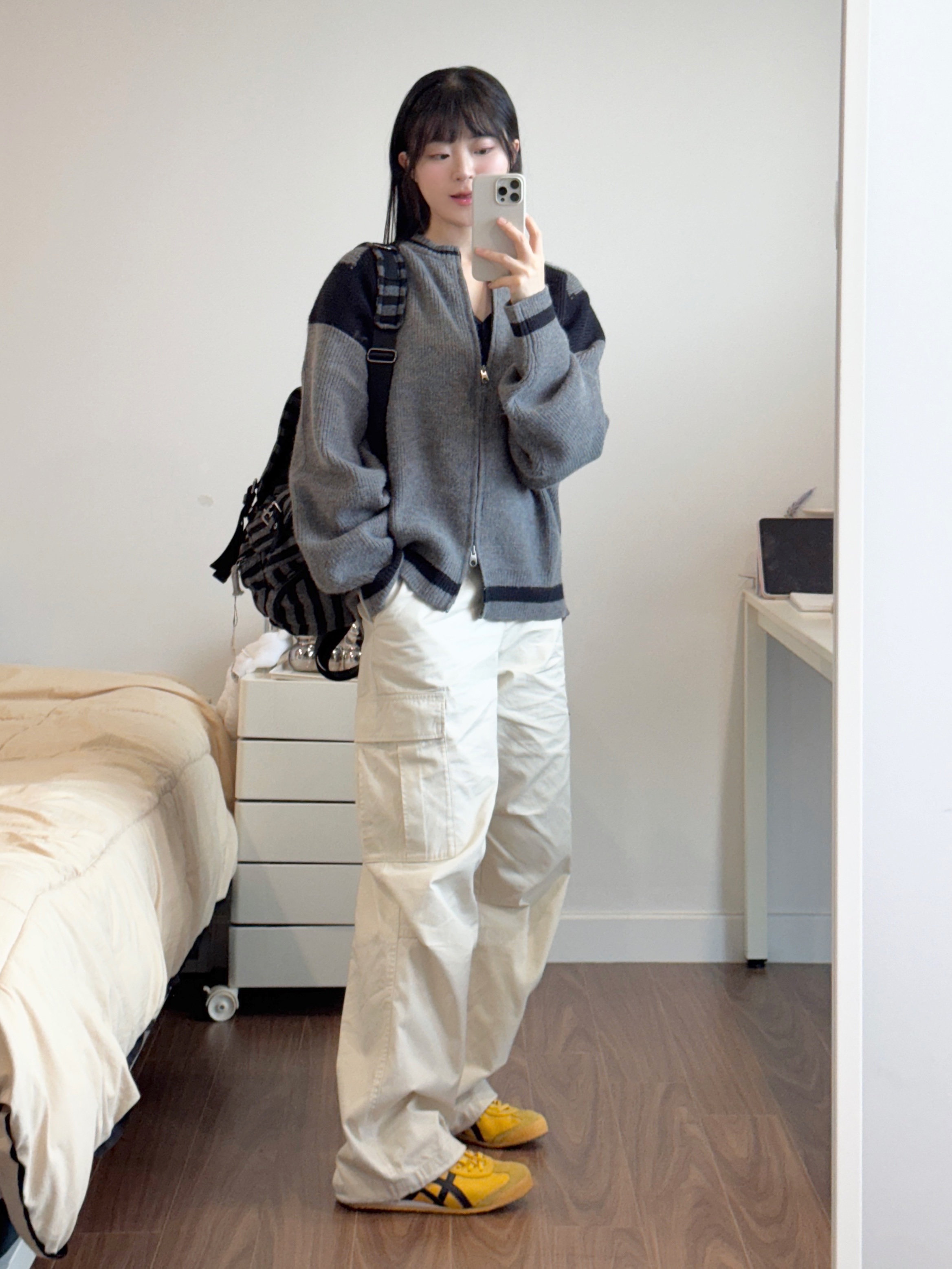 Pahisum Wool Stripe Backpack Black, Onitsuka Tiger Mexico 66 Yellow Black 착용 스타일 - 2