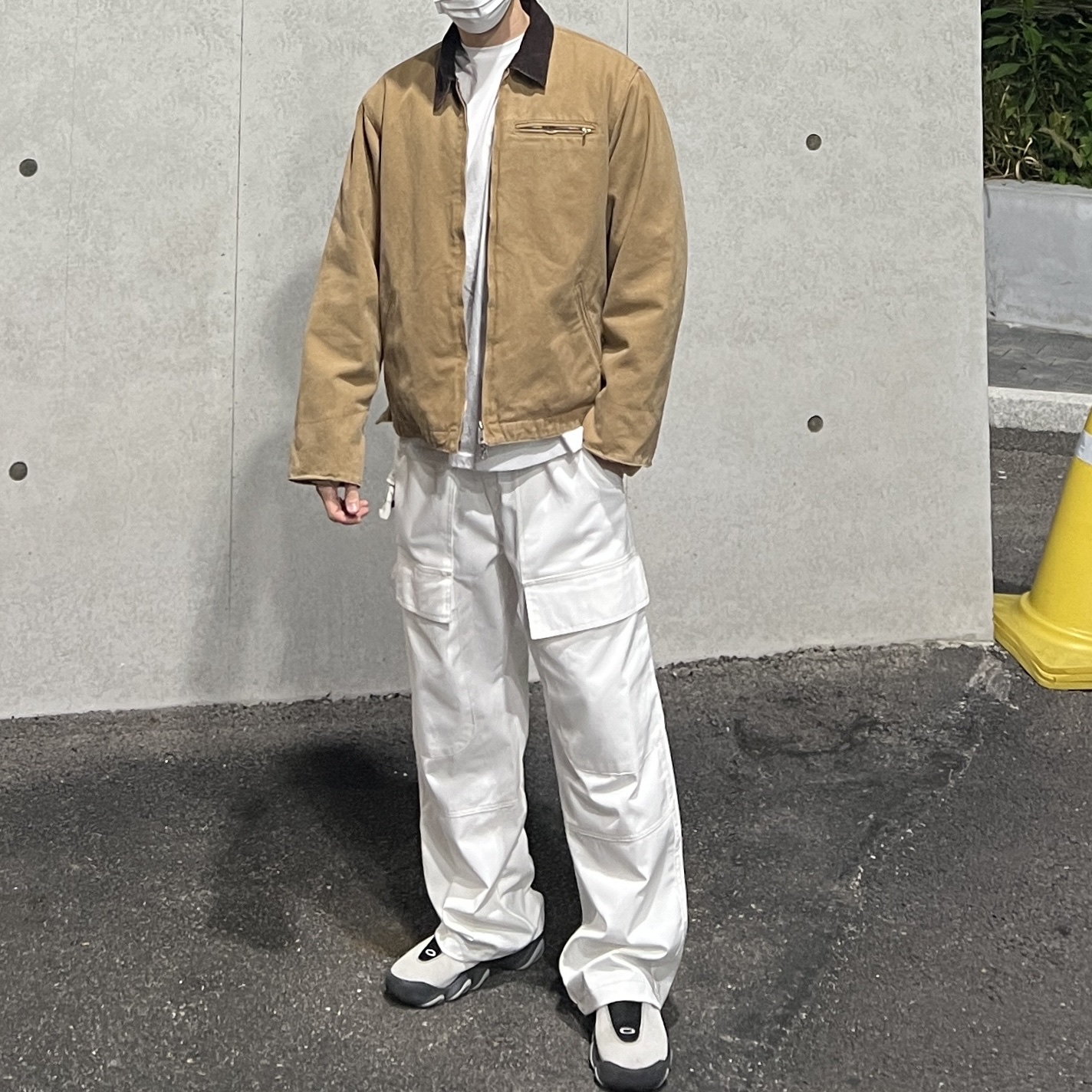 Oakley Factory Team x Brain Dead Flesh White Birch 착용 스타일 - 2