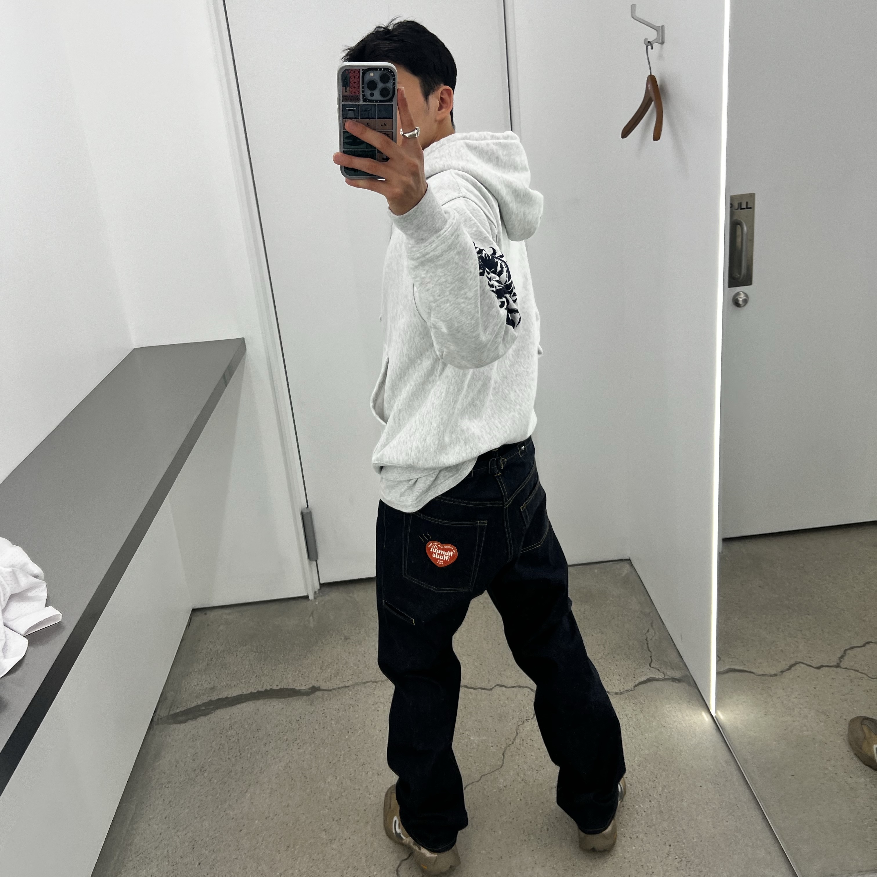 Roa Hiking Minaar Strapped Beige, Stussy Dragons Zip Hoodie Ash Heather 착용 스타일 - 1