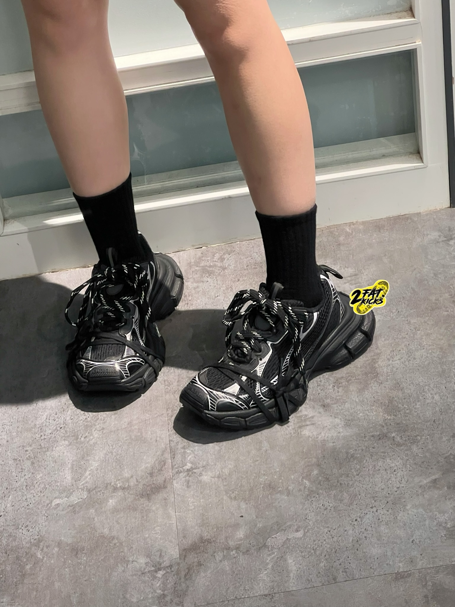 Balenciaga 3XL Sneakers Black, (W) Balenciaga 3XL Sneakers Black 착용 스타일 - 2