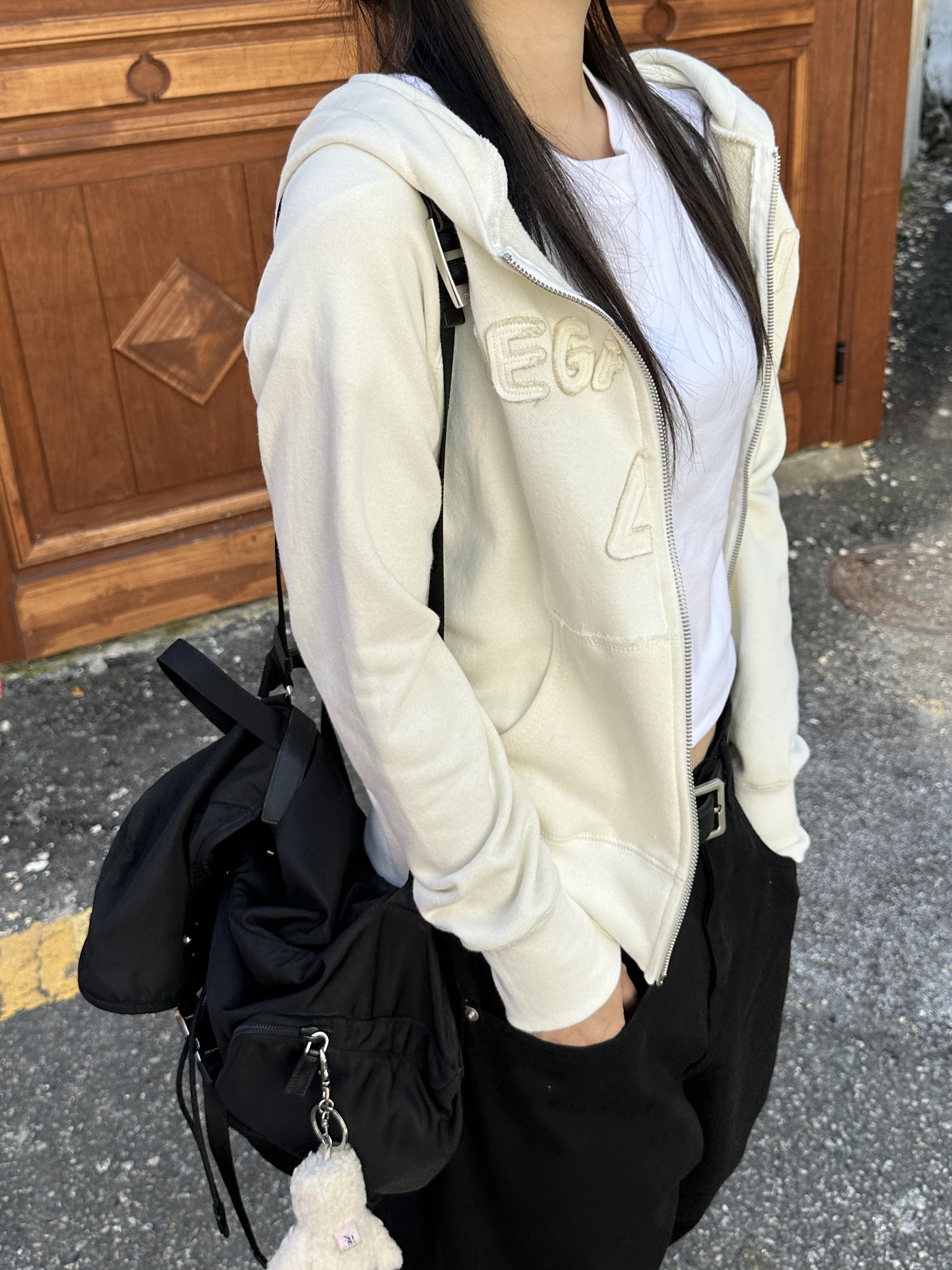 Supreme Washed Chino Twill Camp Cap Black - 25SS, Prada Pocono Backpack Black 착용 스타일 - 6