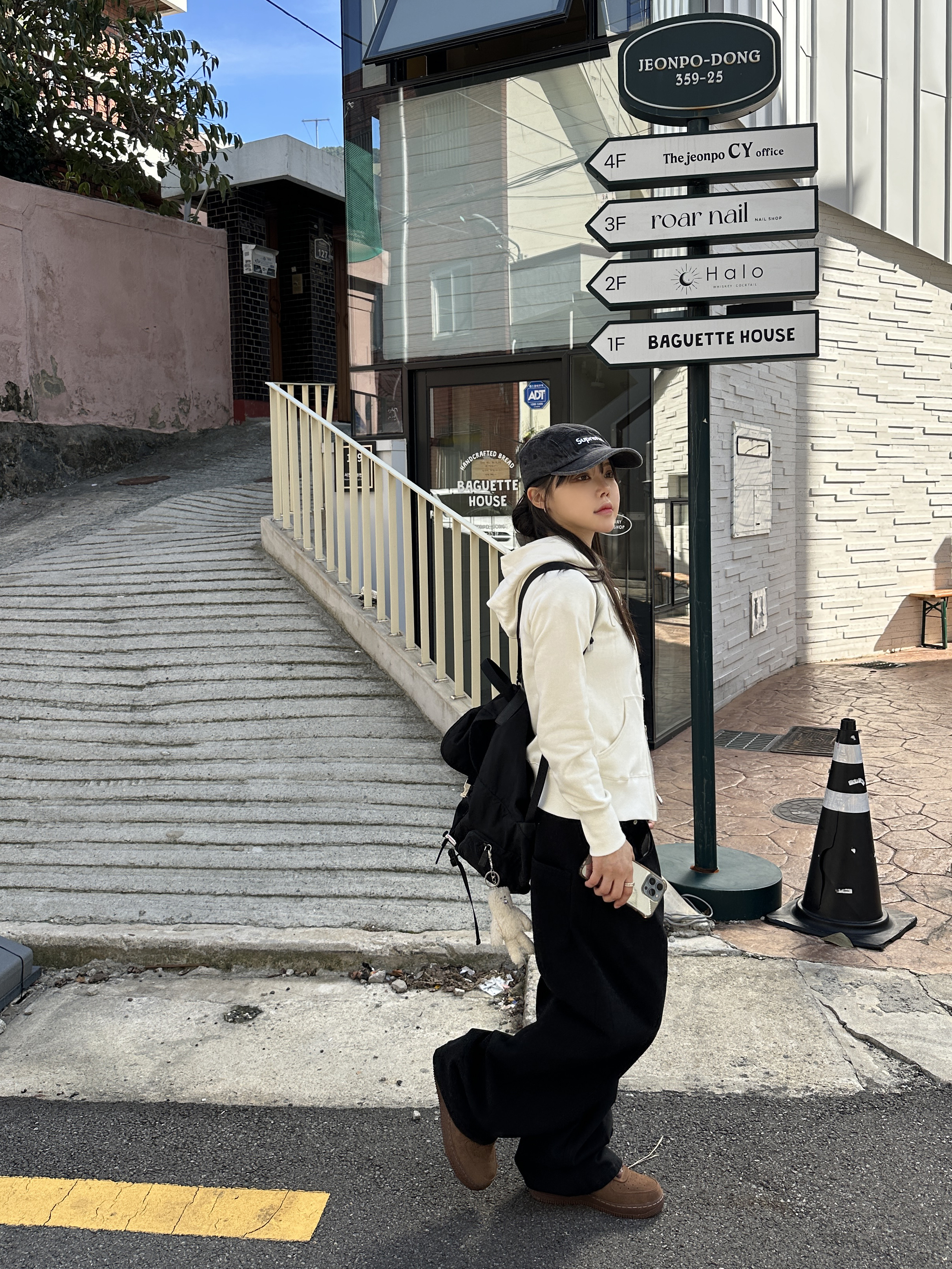 Supreme Washed Chino Twill Camp Cap Black - 25SS, Prada Pocono Backpack Black 착용 스타일 - 5