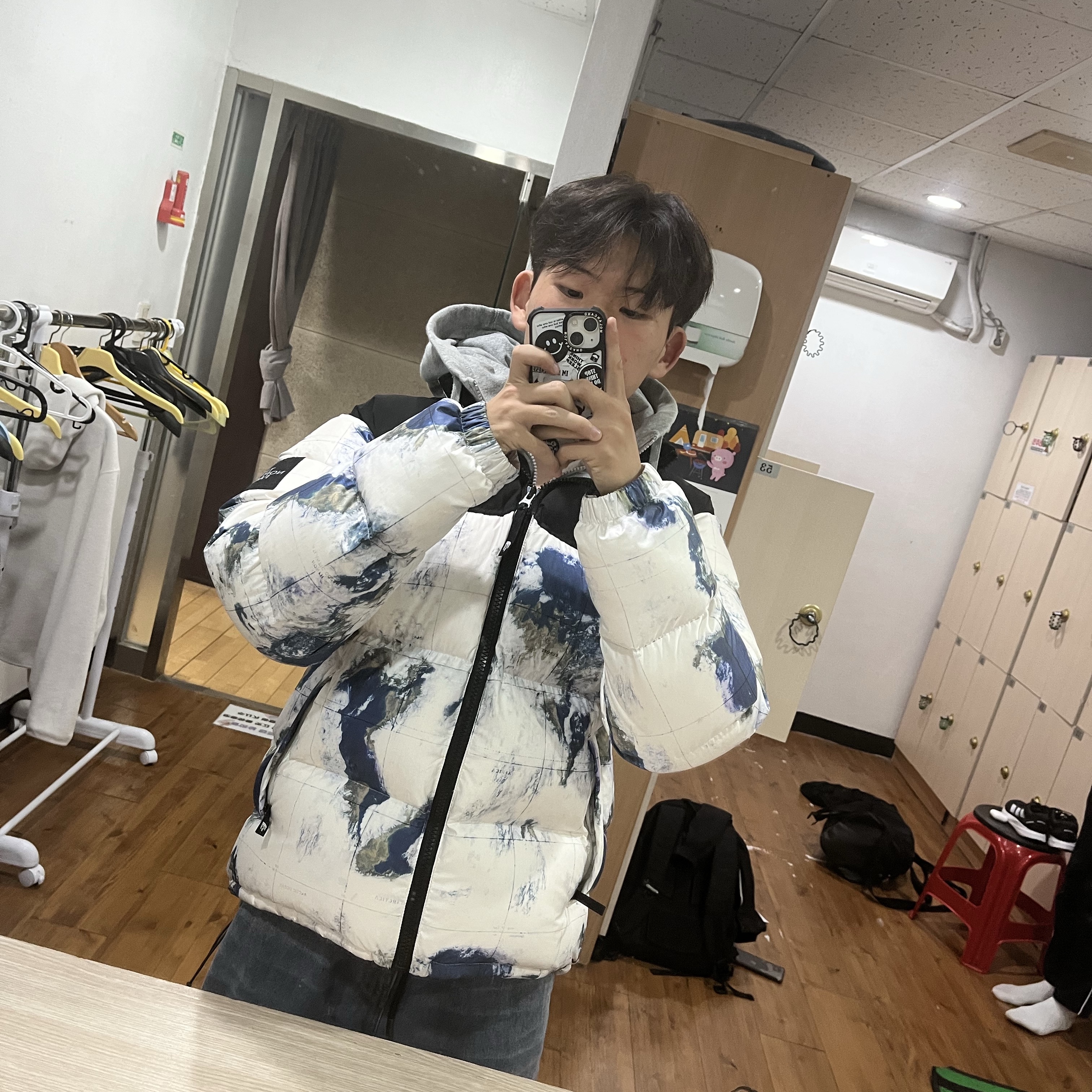 The North Face White Label Novelty Nuptse Down Jacket P White Sand 착용 스타일 - 4