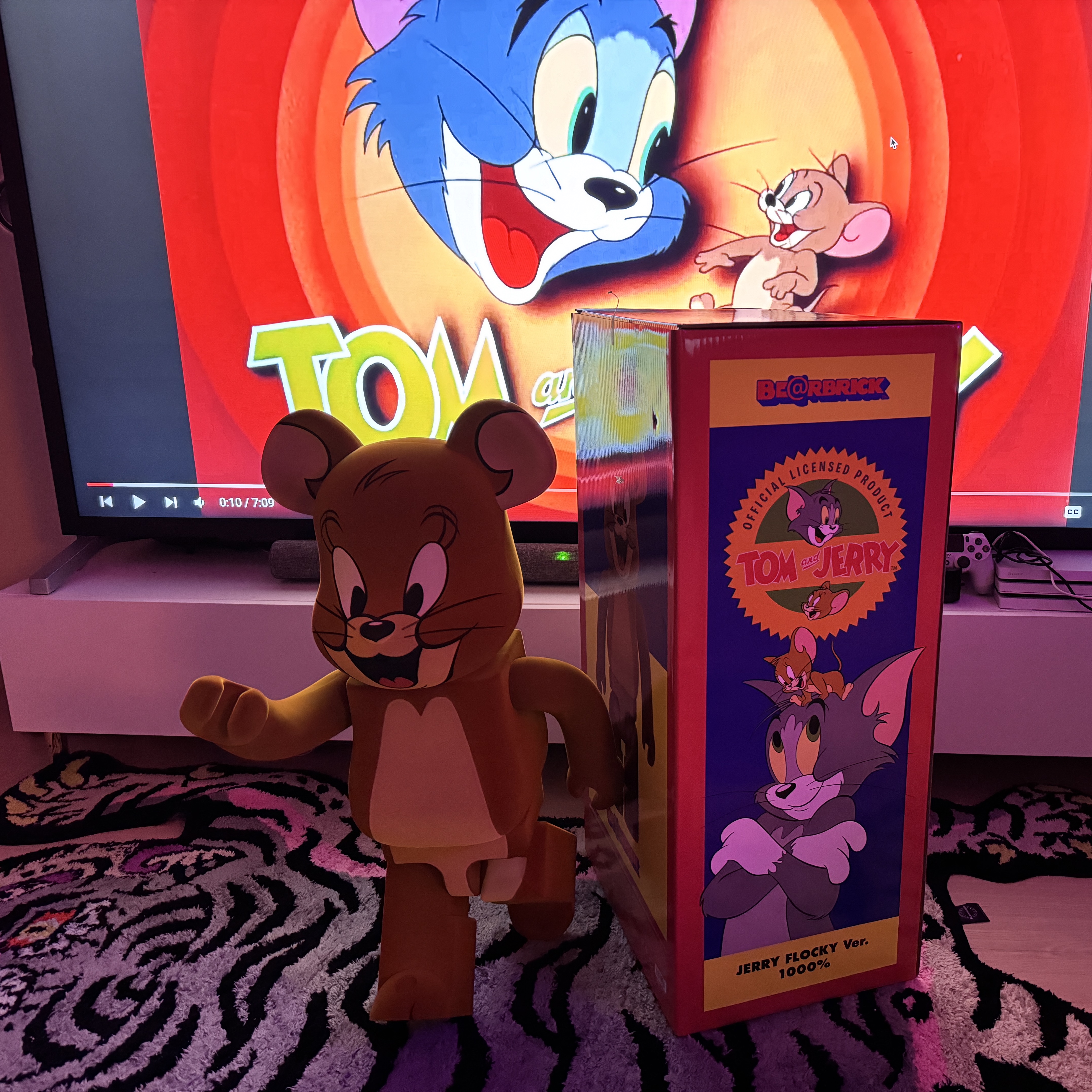 Bearbrick Tom & Jerry Jerry Flocky Ver. 1000% 착용 스타일