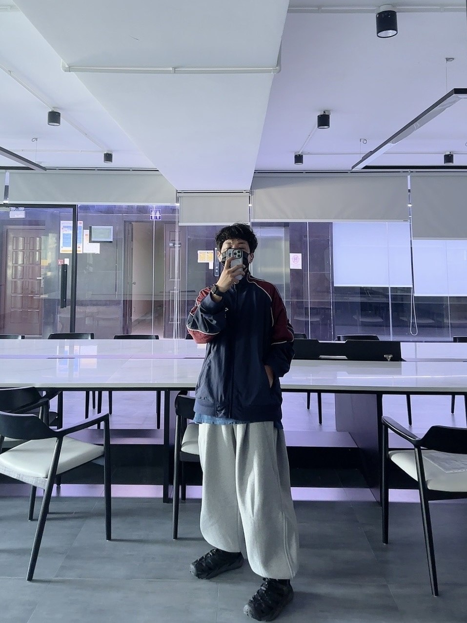 Undermycar Mu.03 Anti Fxxking Logo Play Oversized Sweat Jogger Melange Gray, Stussy 8 Ball T-Shirt Midnight - 22SS 착용 스타일