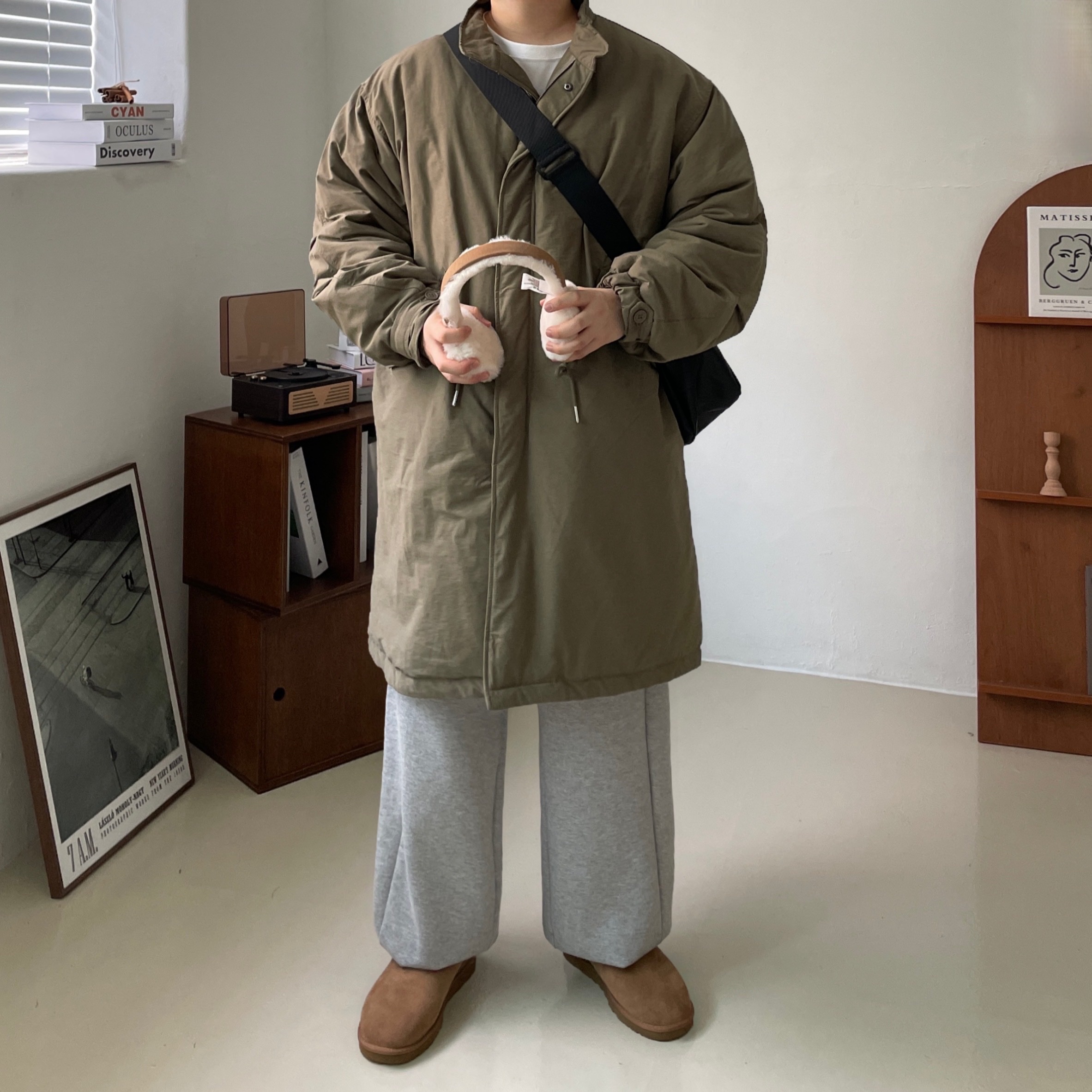 UGG Classic Mini Boots Chestnut 착용 스타일 - 1
