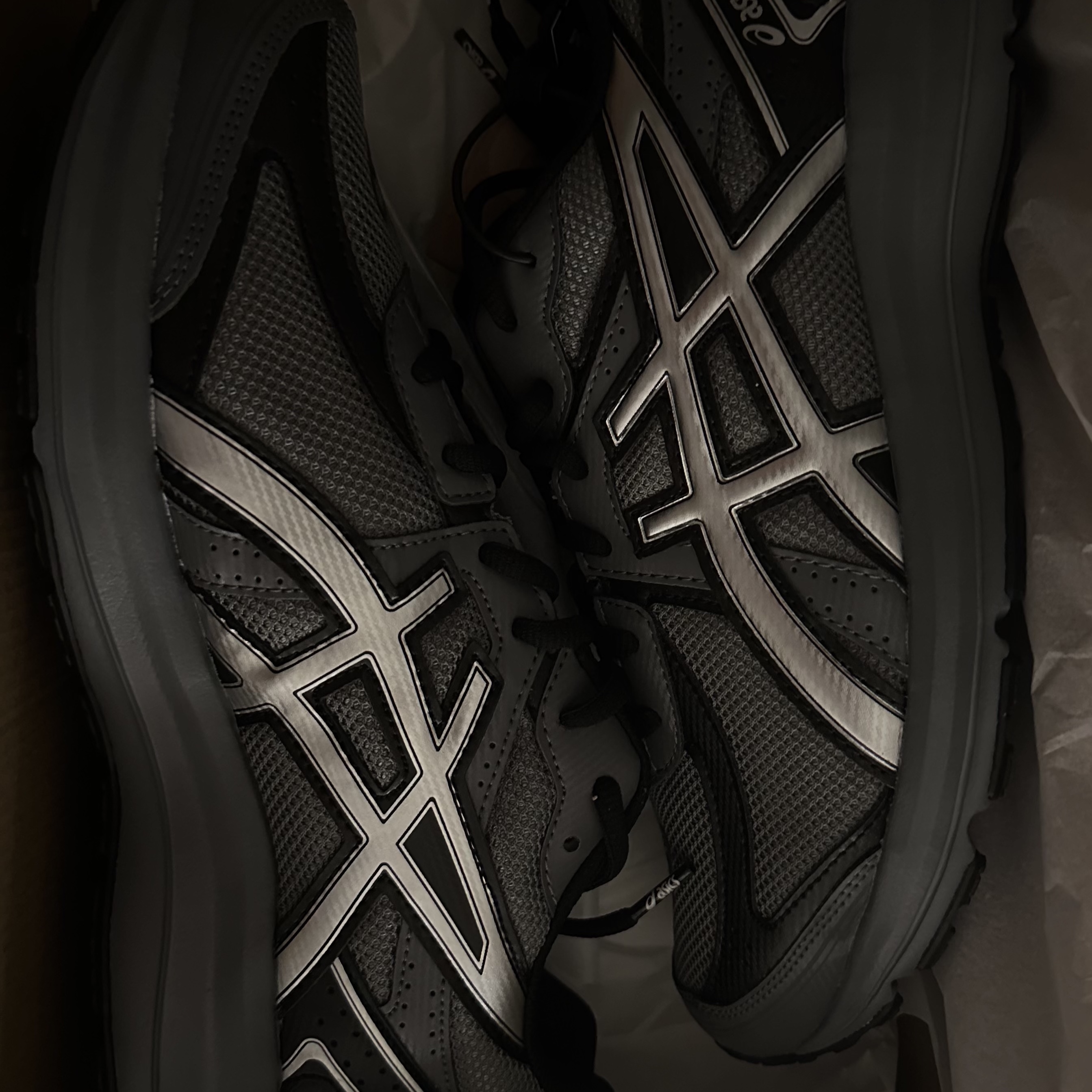 Asics Jog 100 S Steel Grey - 2E Wide 착용 스타일