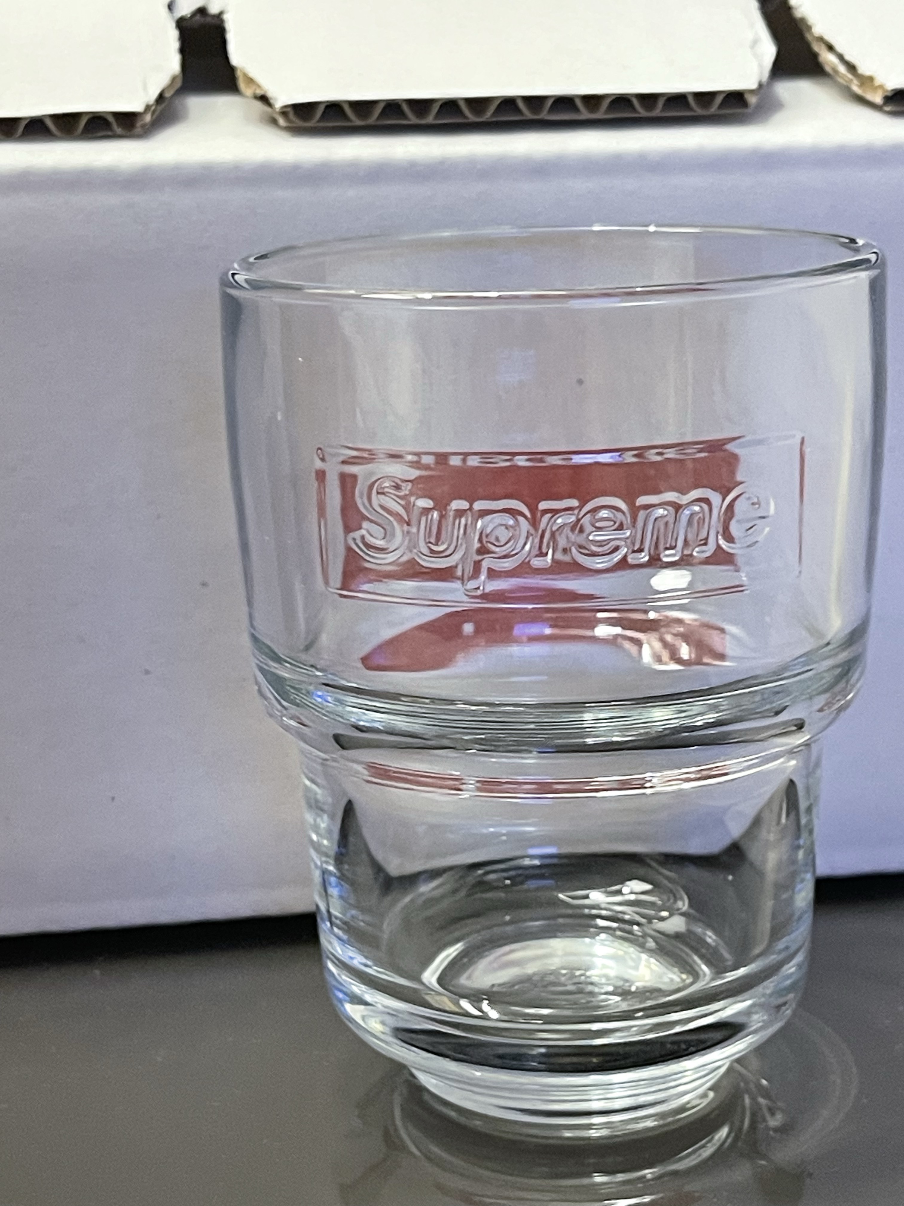 Supreme x La Rochere Water Glasses Clear (Set of 6) - 24FW 착용 스타일 - 1