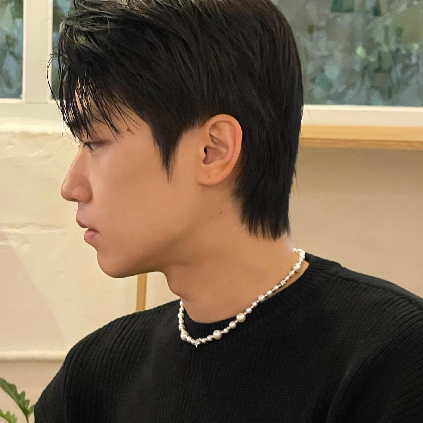 Scudo White Pearl Sea Star Necklace 착용 스타일 - 3