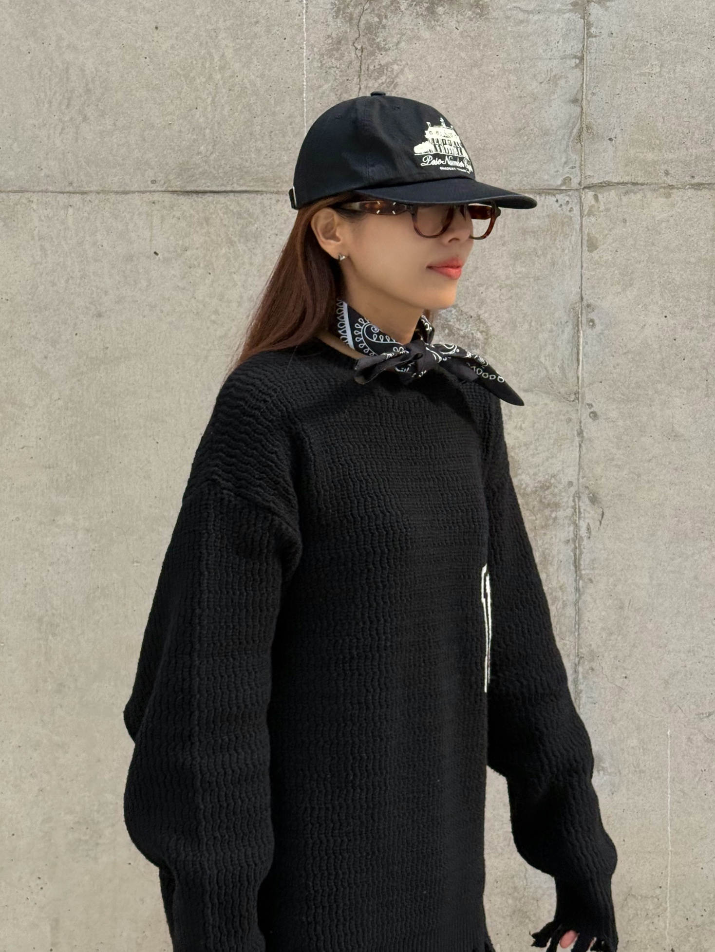 Gentle Monster x Maison Margiela MM113 Tortoiseshell Clear, Lemaire Small Croissant Bag Coated Linen Canvas Black 착용 스타일 - 3