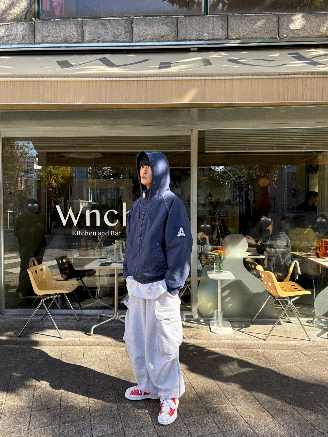 Palace 10 oz. Hooded Jacket Navy - 24FW, Maison Mihara Yasuhiro Blakey OG Sole Canvas Low-top Sneakers Orange 착용 스타일